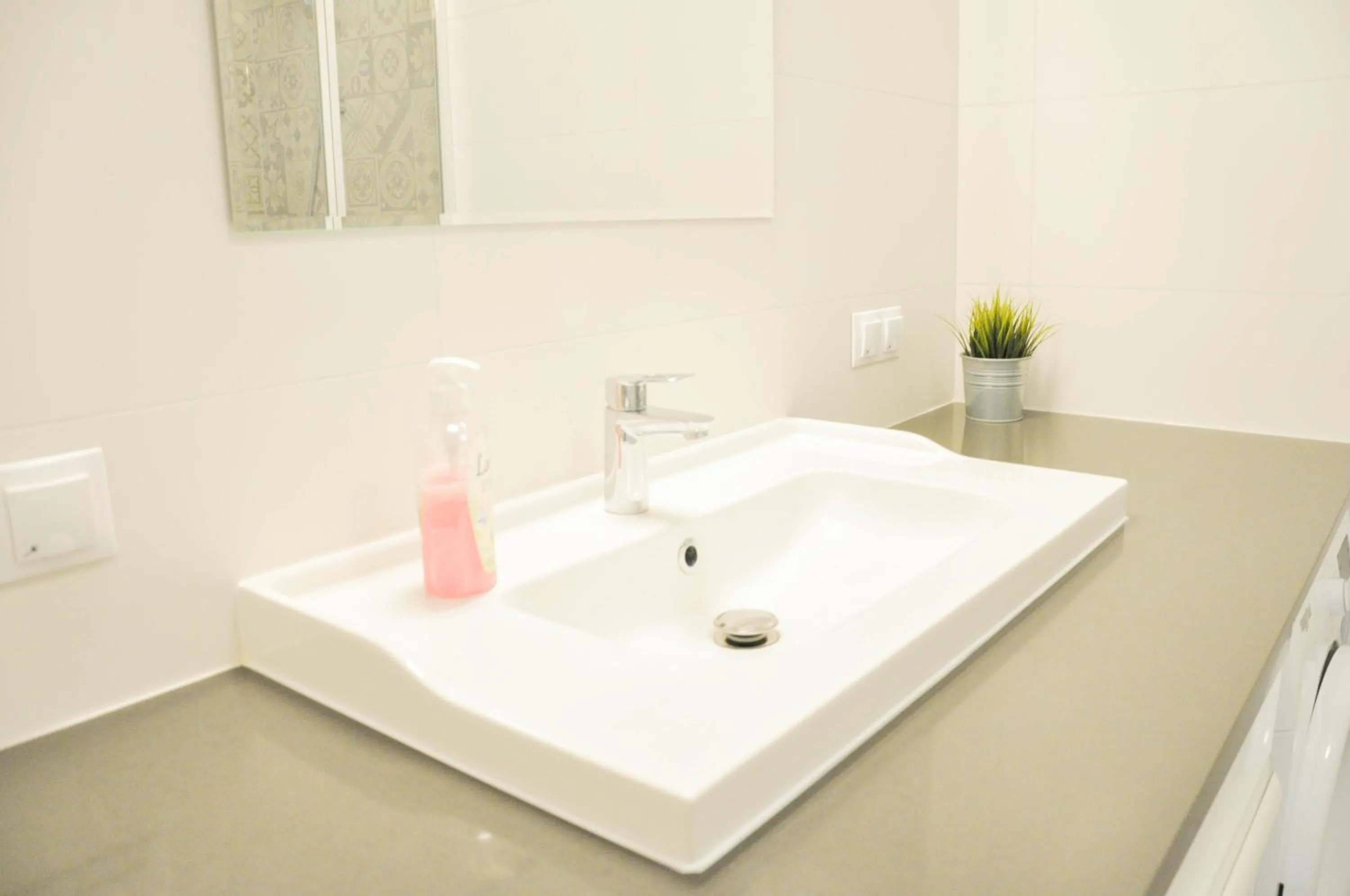 Bathroom in HaLo Rooms City Centre