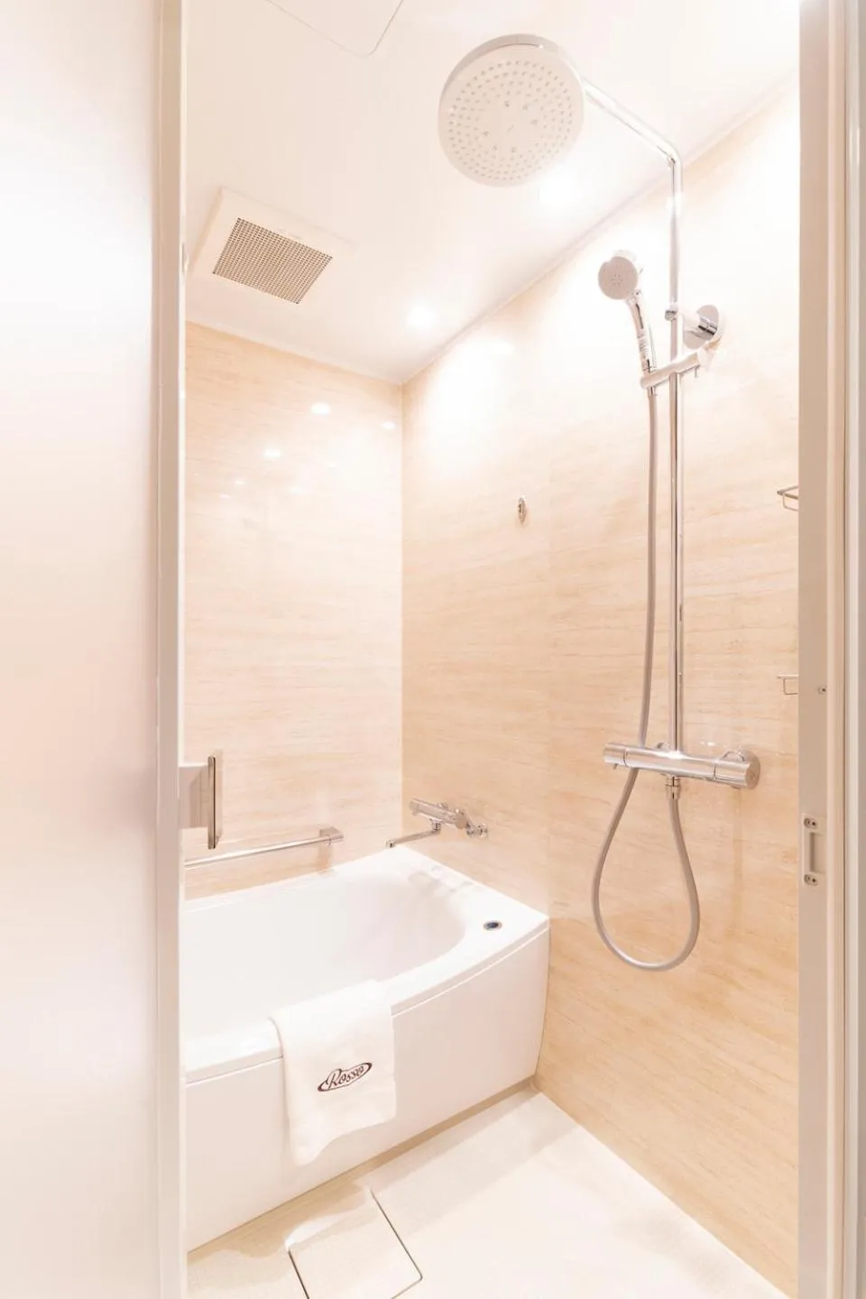 Shower in Hotel Rosso Karuizawa