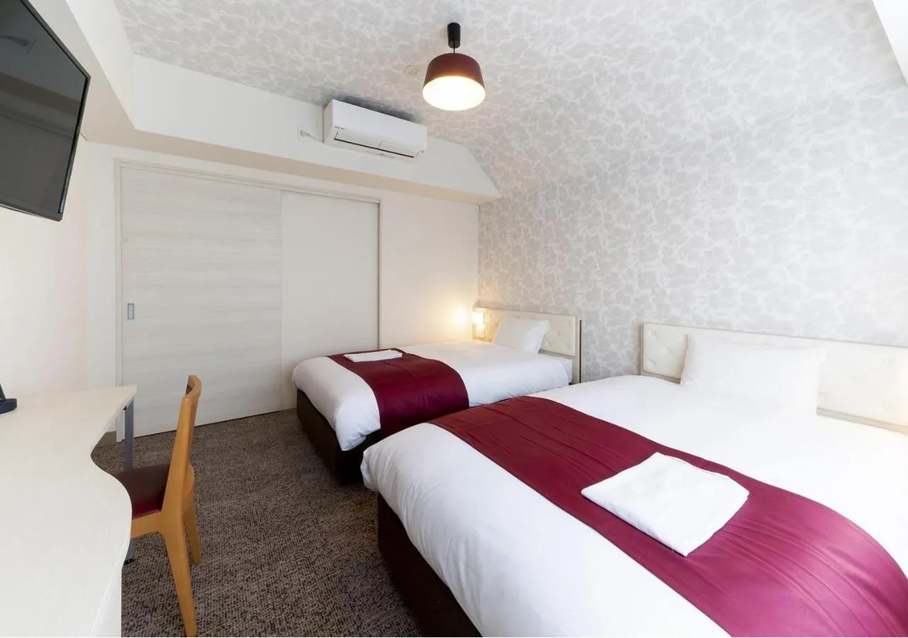 Photo of the whole room, Bed in Hotel Rosso Karuizawa