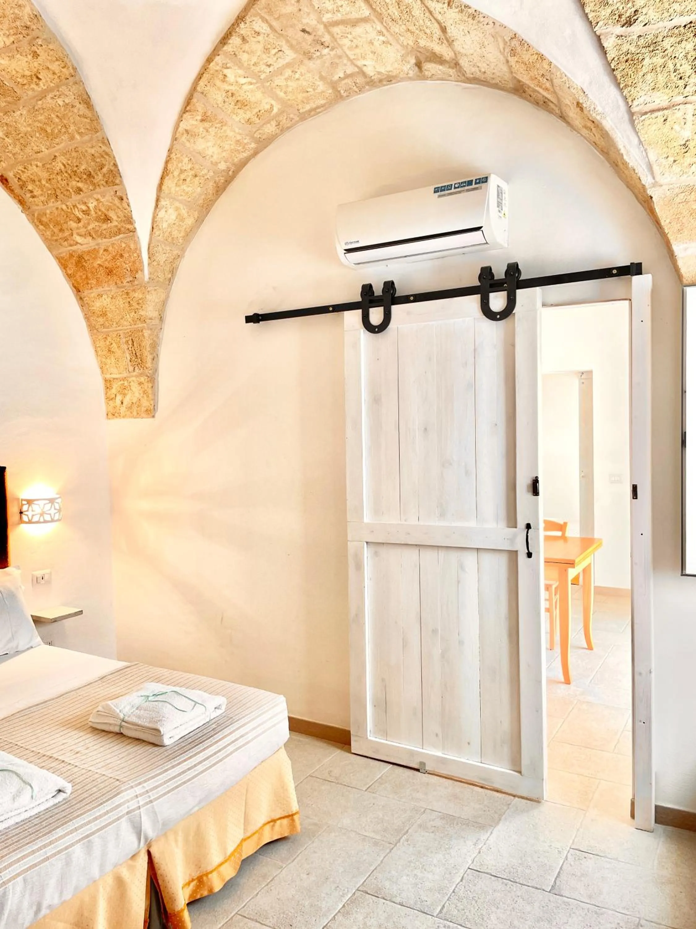 Photo of the whole room in Corte Scarcia