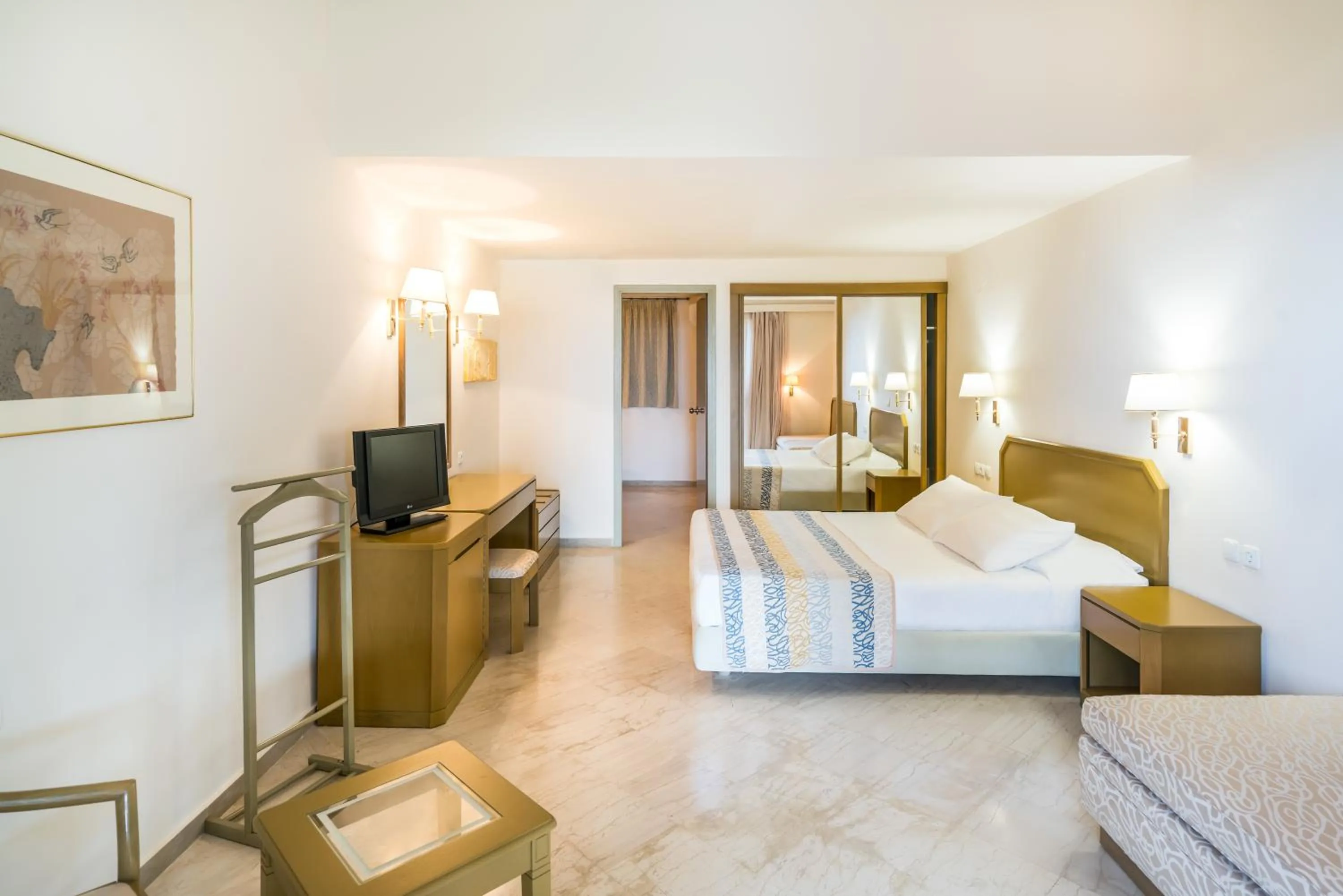 Bedroom, Bed in Iberostar Waves Creta Panorama & Mare