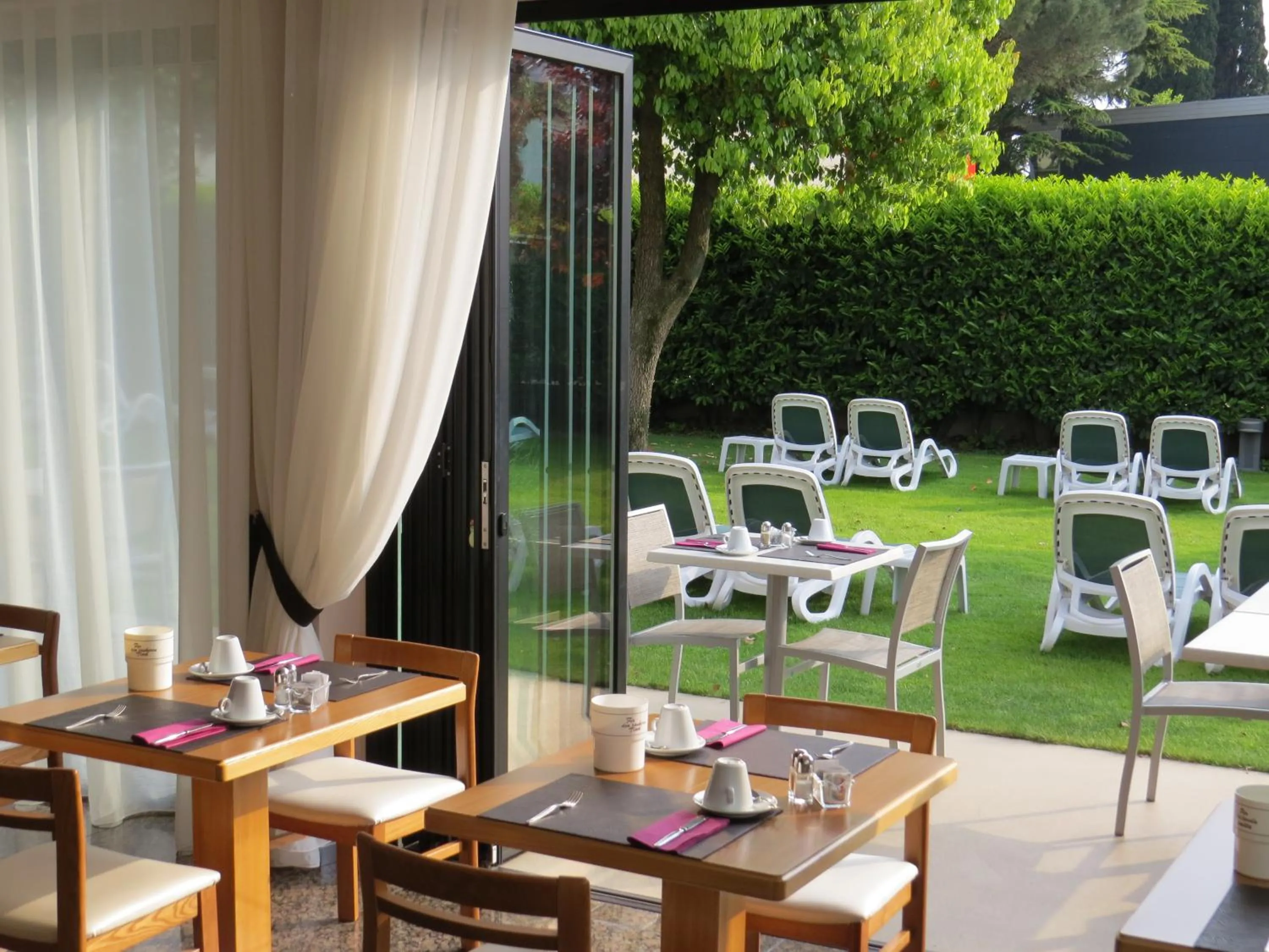 Restaurant/places to eat in Hotel Villa Claudia