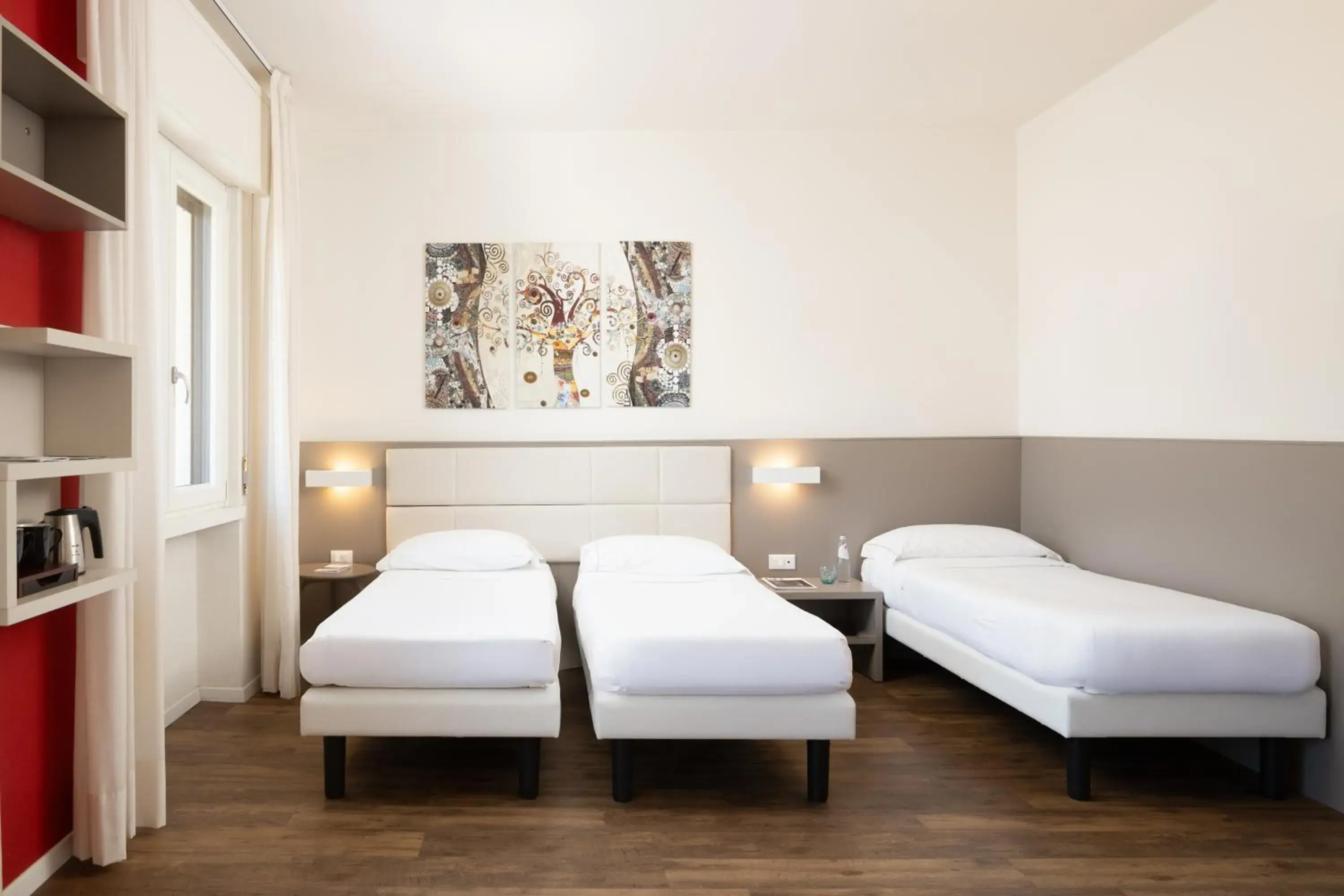 Deluxe Double or Twin Room with Balcony in Hotel Villa Claudia Deluxe Double or Twin Room with Balcony in Hotel Villa Claudia