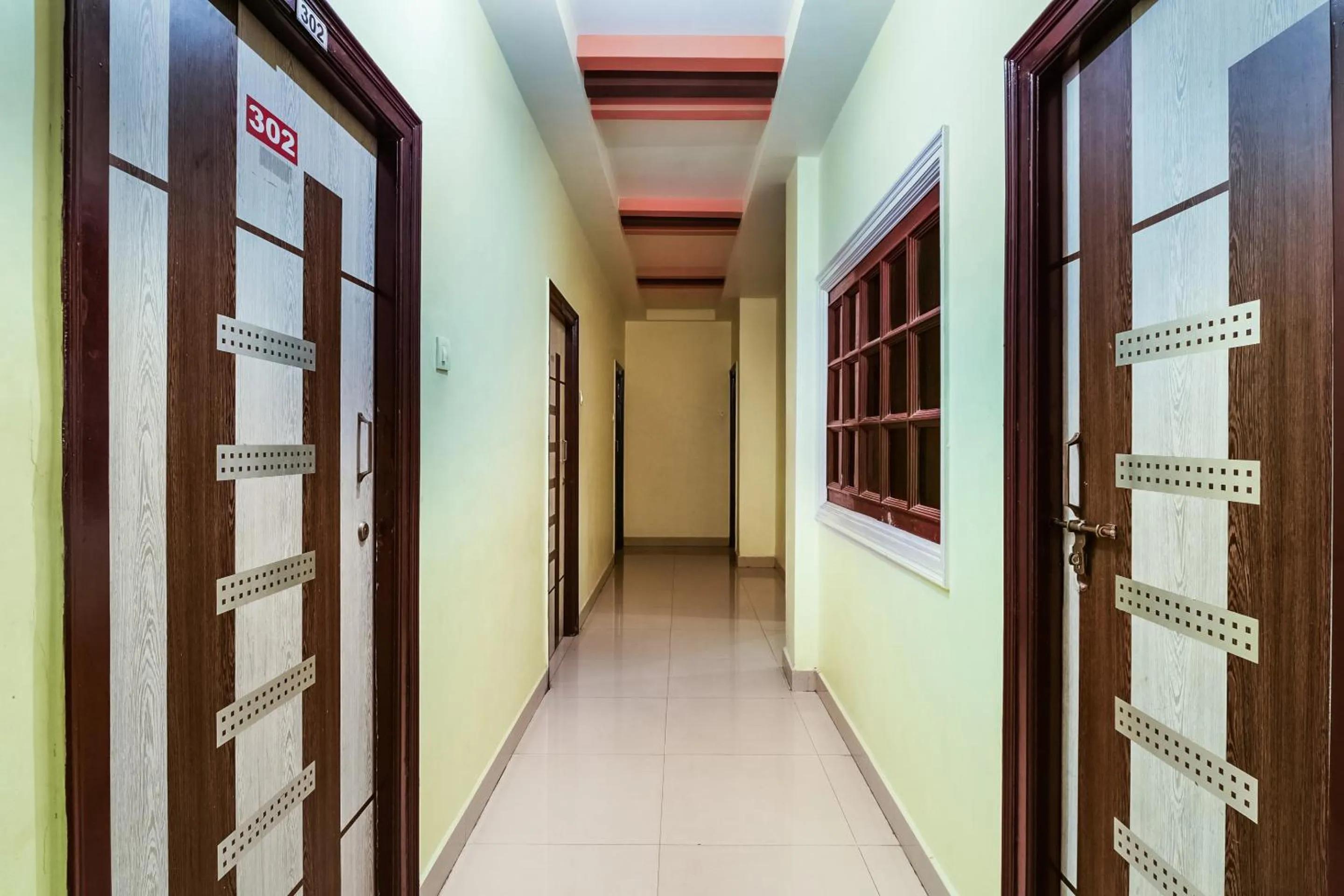 Lobby or reception in Hotel O Sindhura Guest House