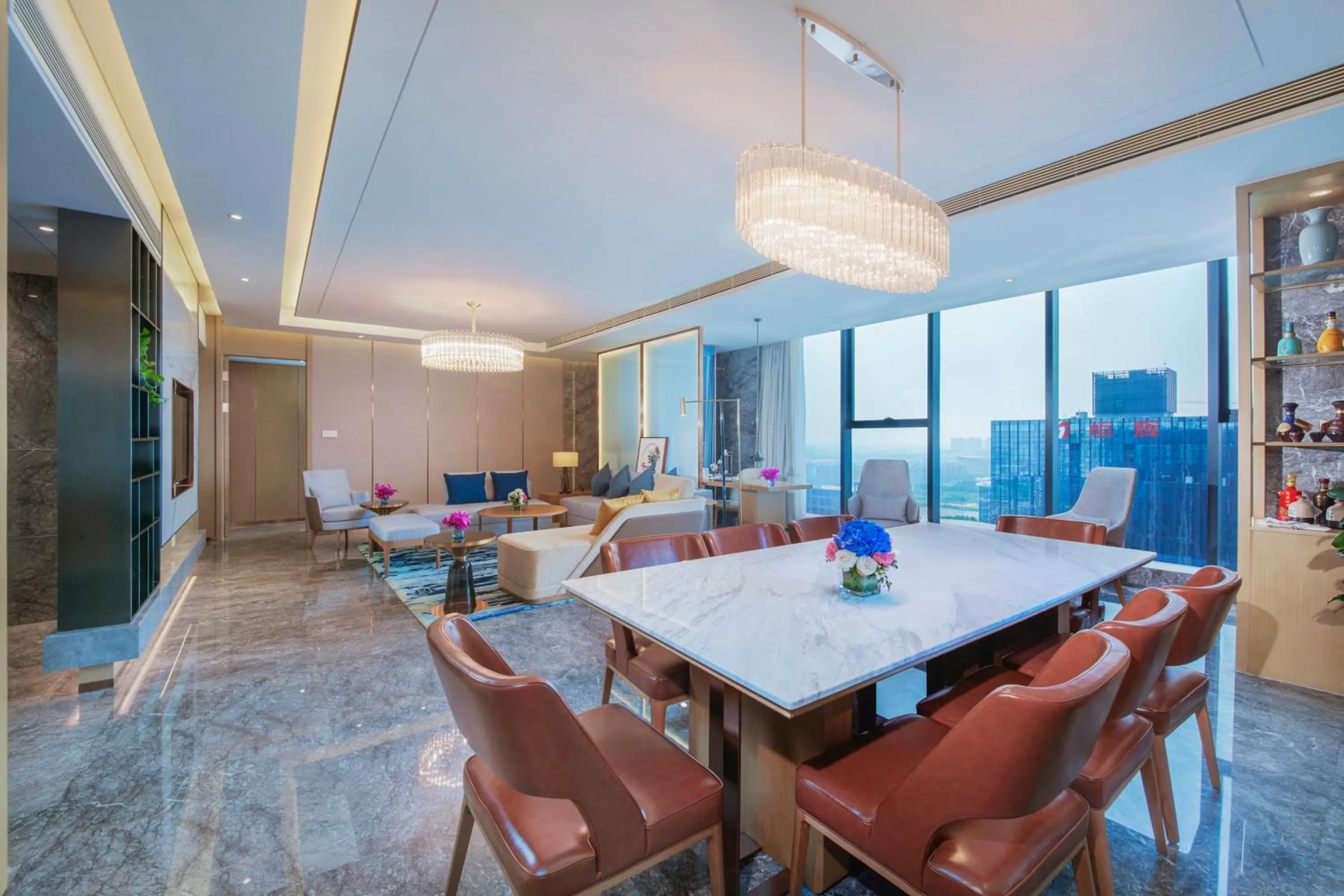 Photo of the whole room in Holiday Inn Express Zhengzhou Longzi Lake by IHG