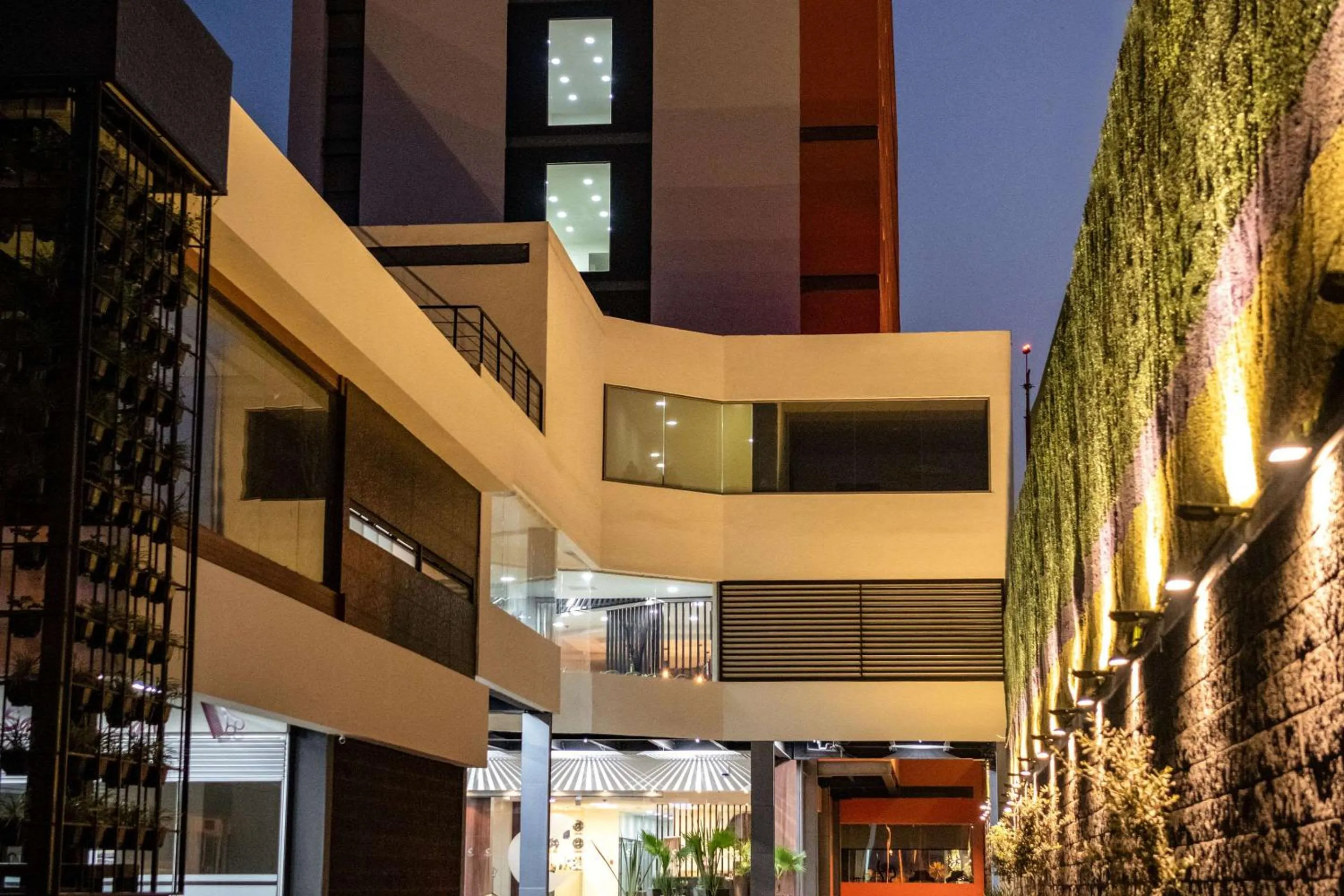 Property building in Comfort Inn Irapuato