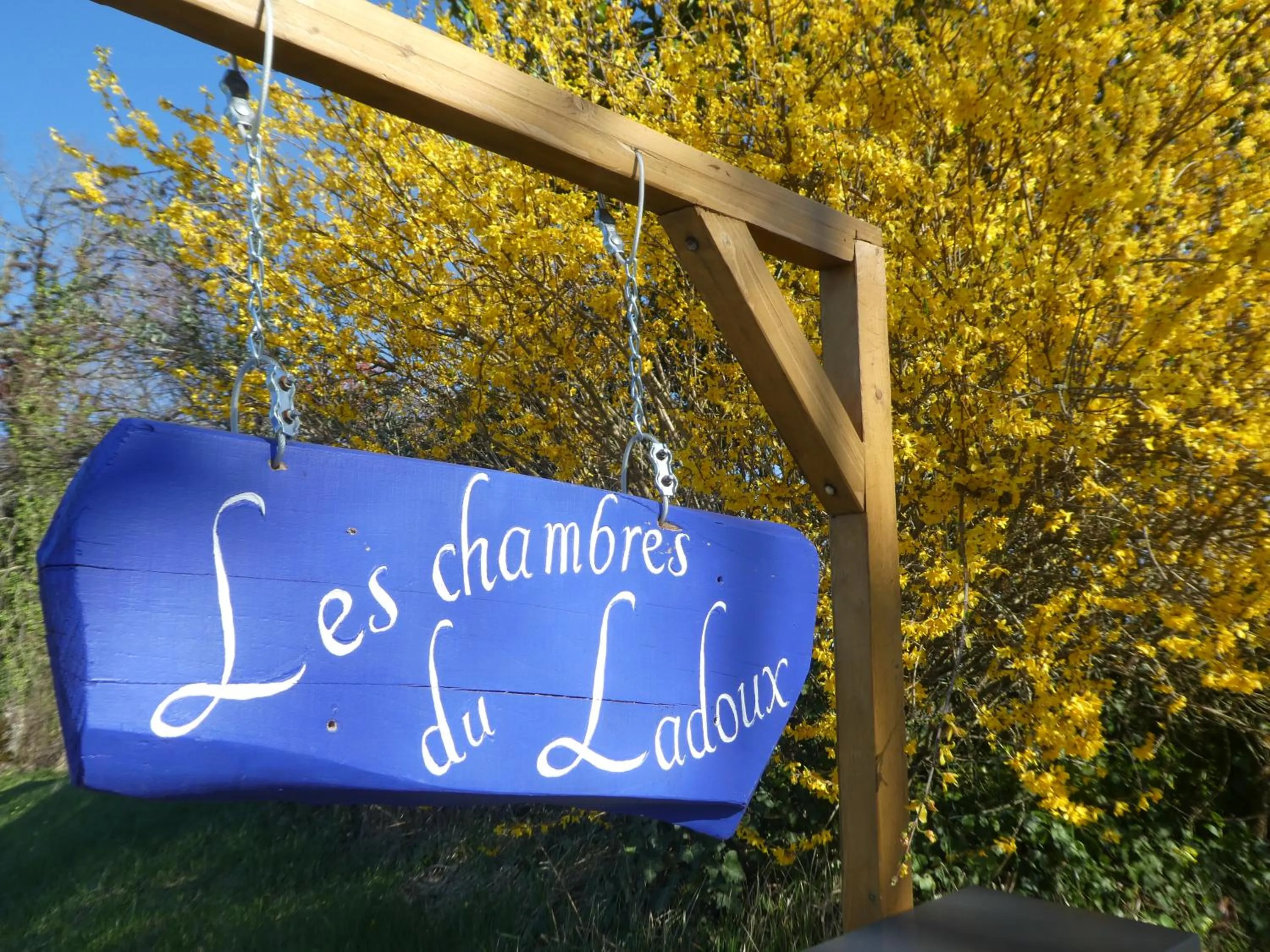 Spring in Les chambres du Ladoux