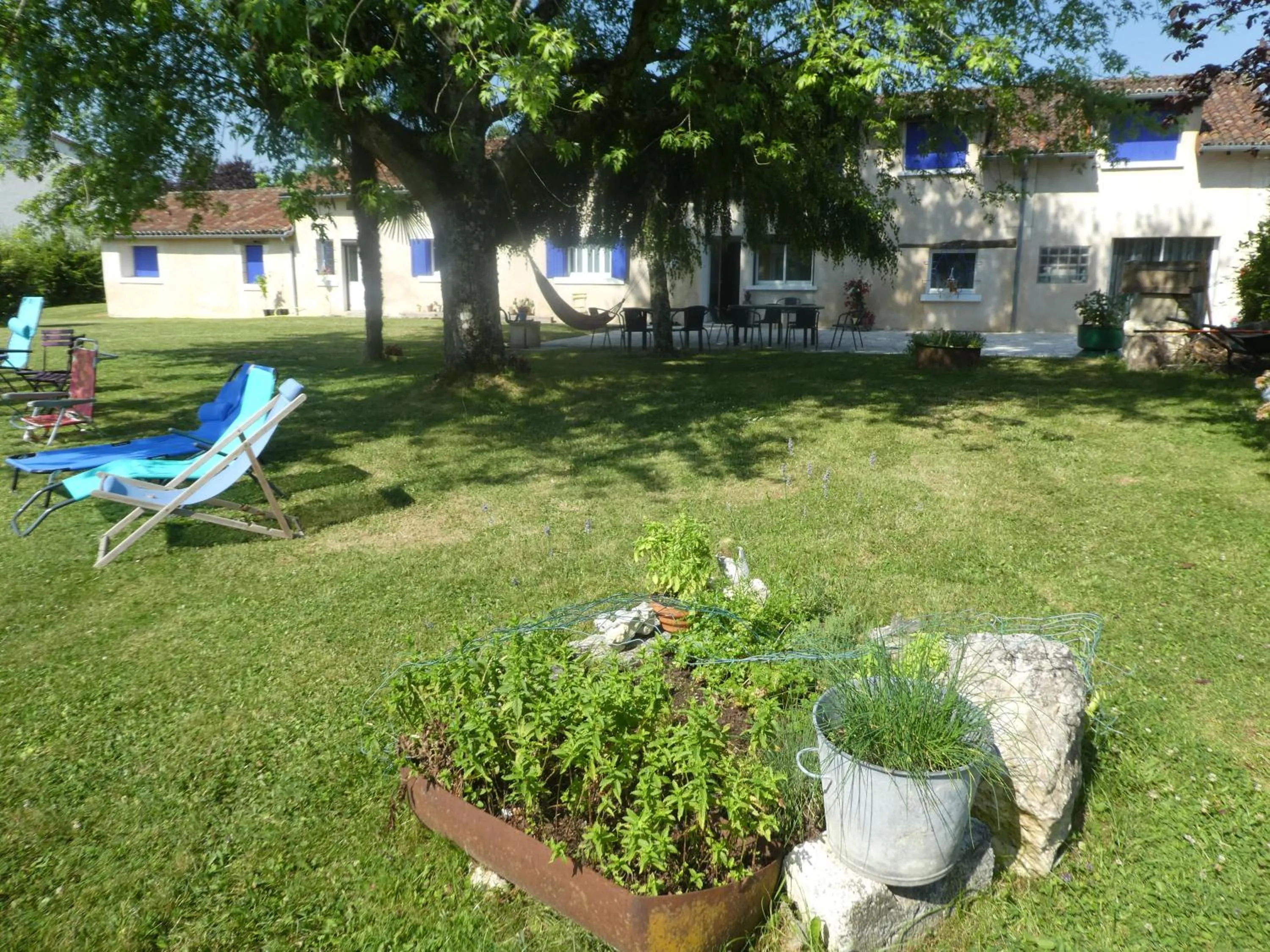 Property building in Les chambres du Ladoux