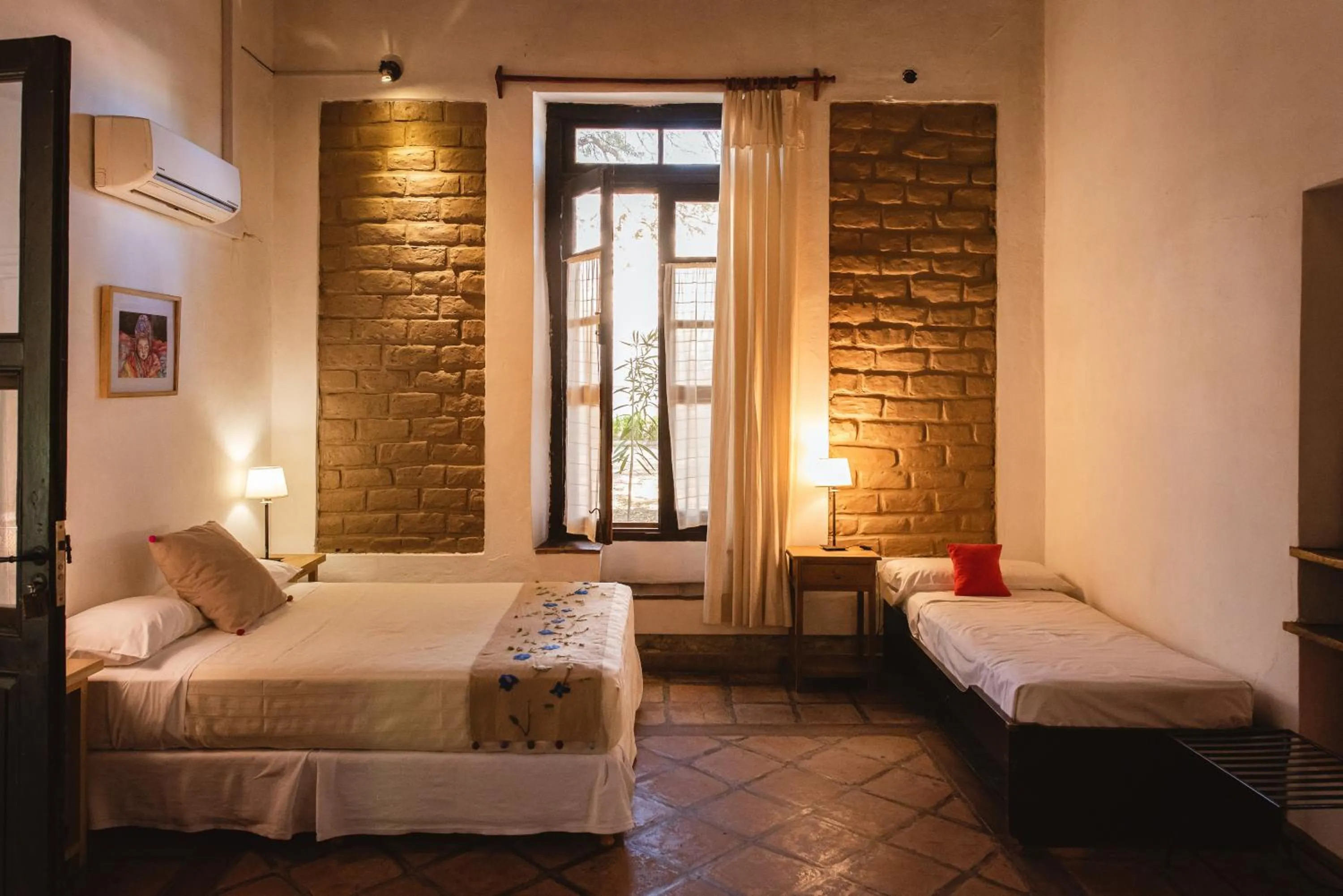 Photo of the whole room, Bed in Vieja Posada Hotel Histórico