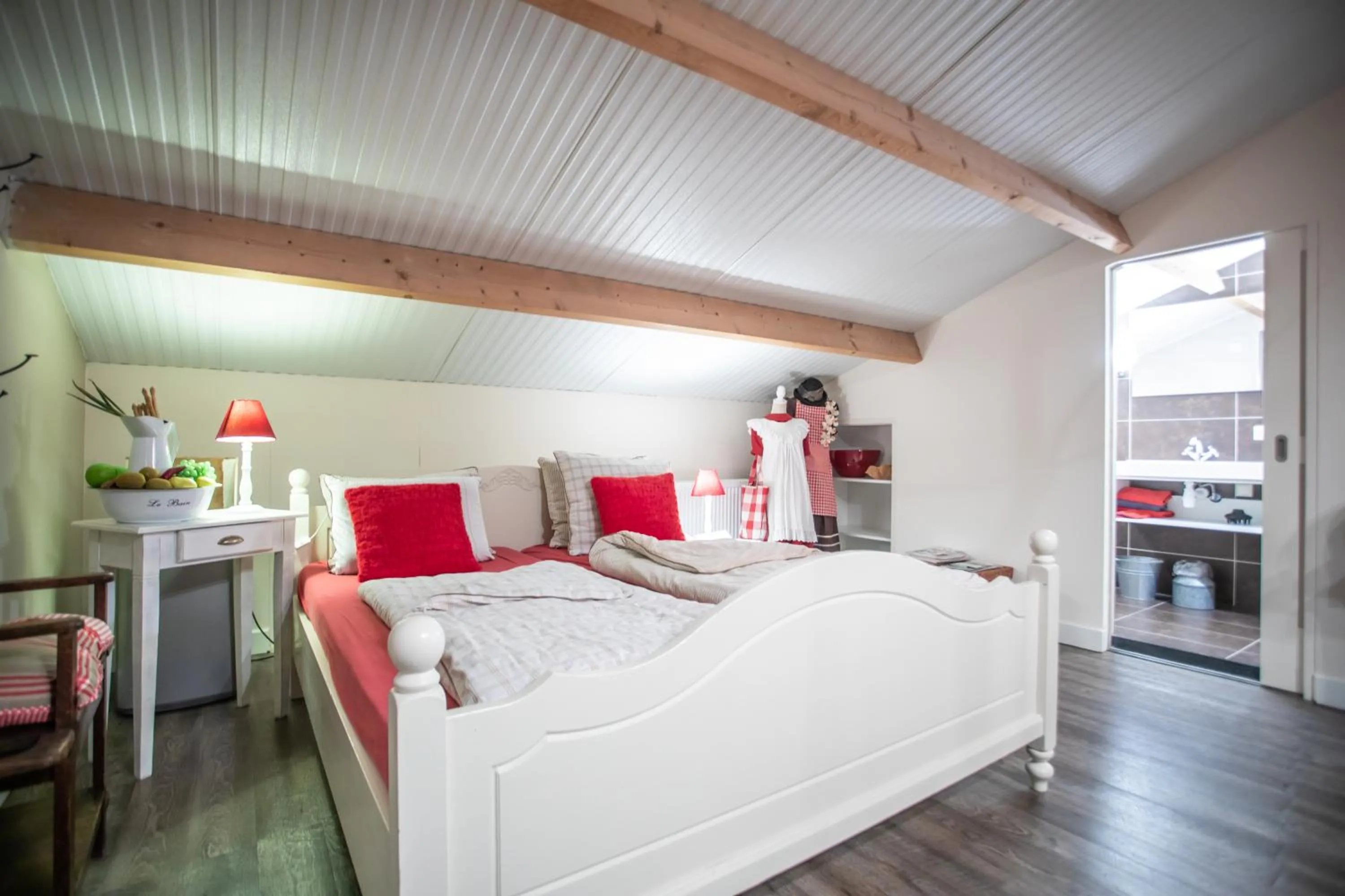 Kitchen or kitchenette, Bed in de Huttert Opkamer