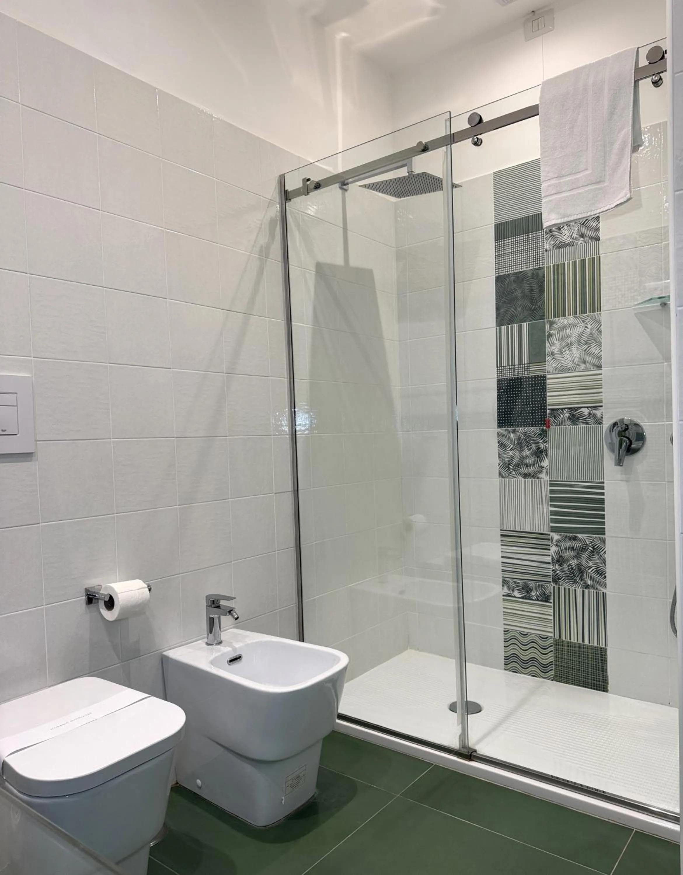 Shower in Pharus Miseni Suites and rooms