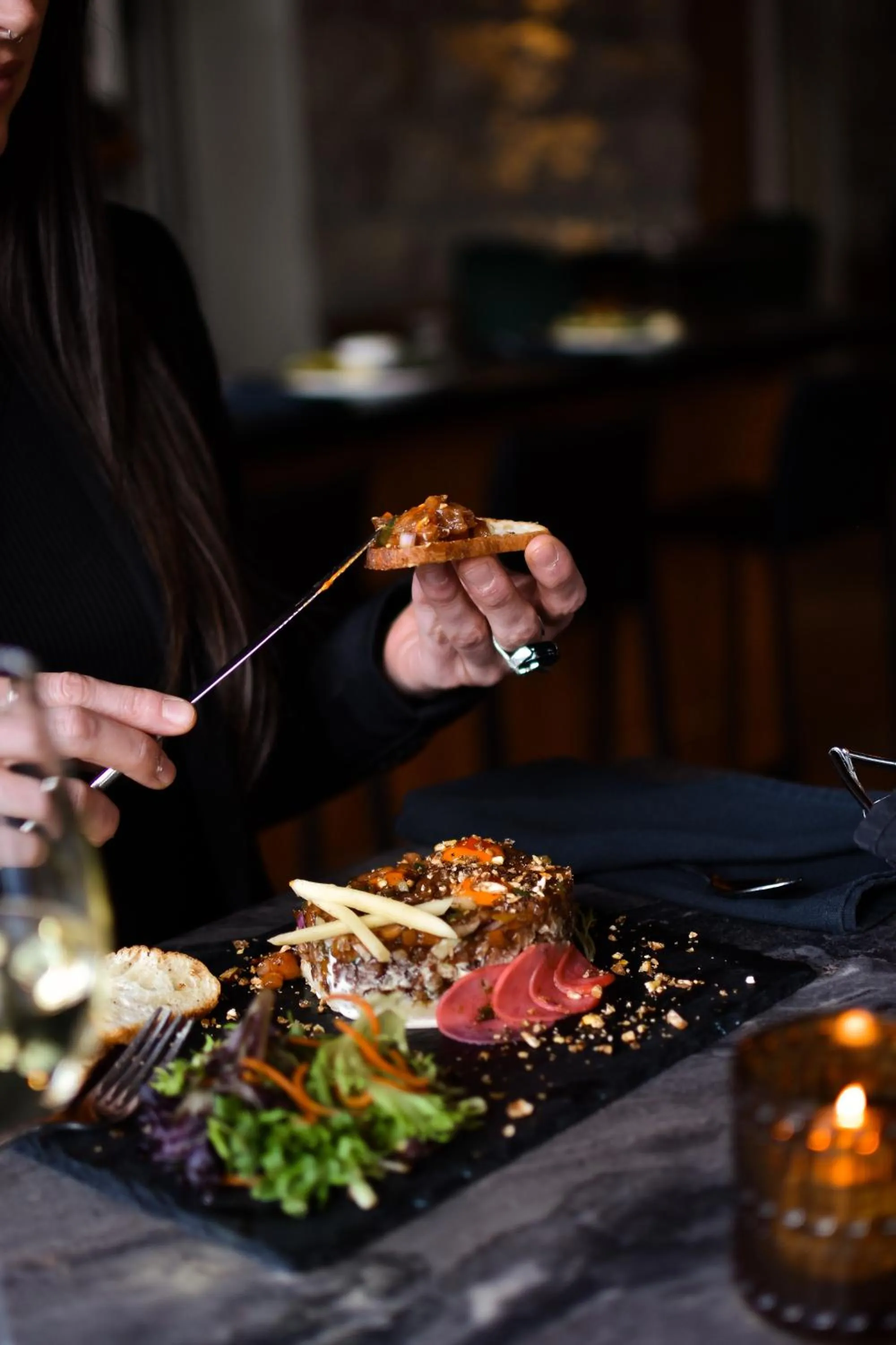 Restaurant/places to eat in Hotel Montfort