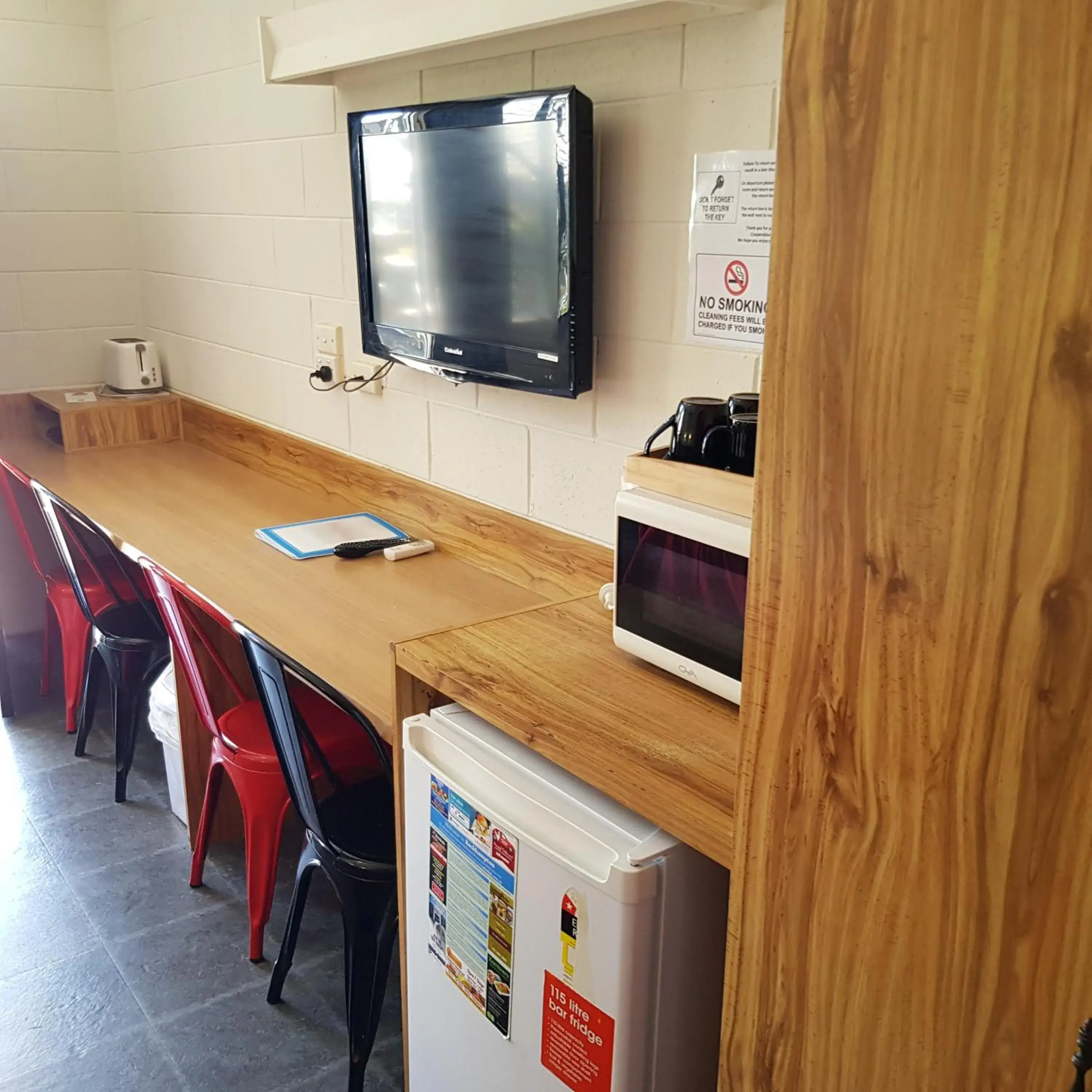 Family Room in Motel Lodge Family Room in Motel Lodge