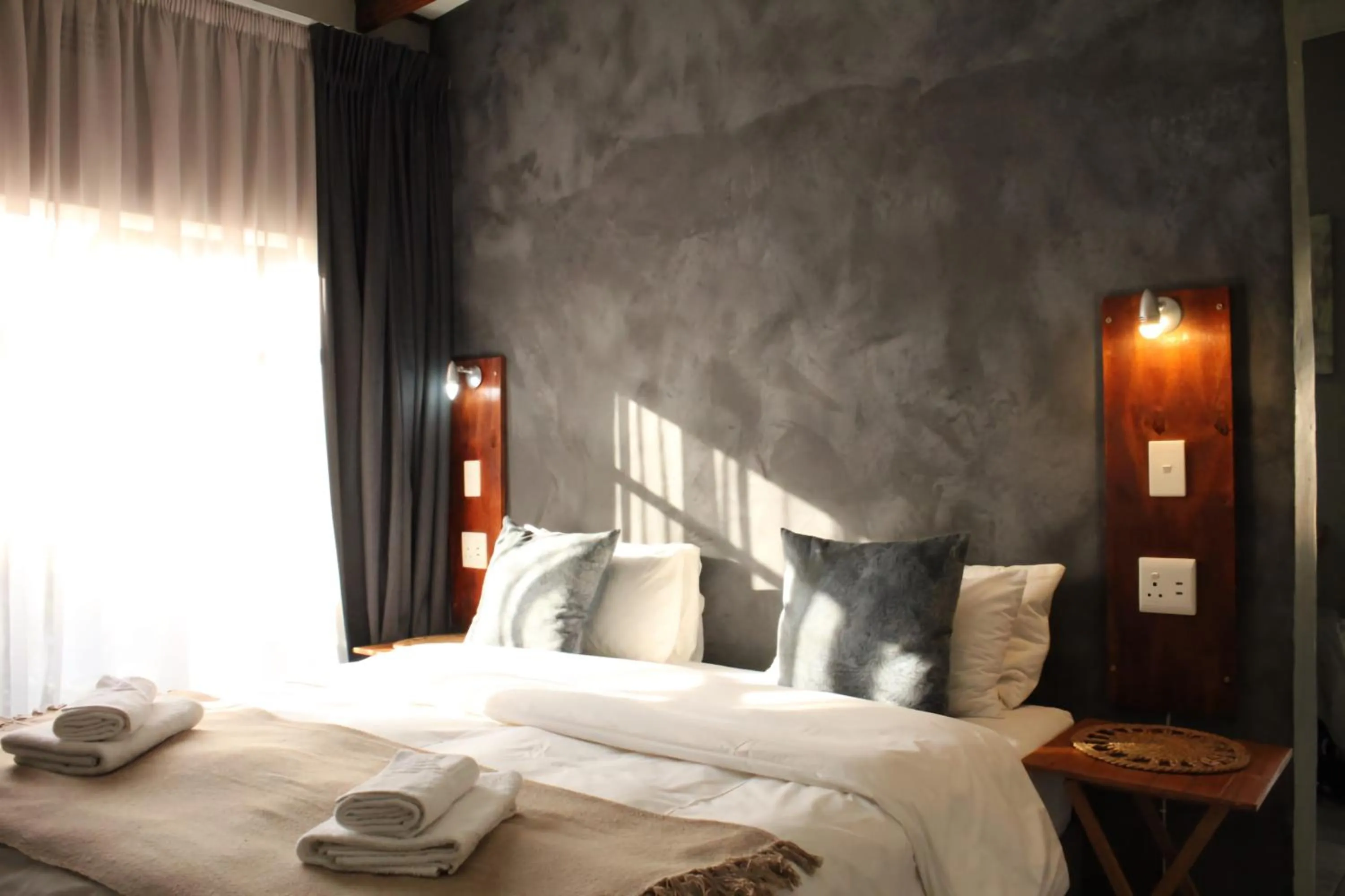 Bed in Livingwaters Self-Catering Accommodation