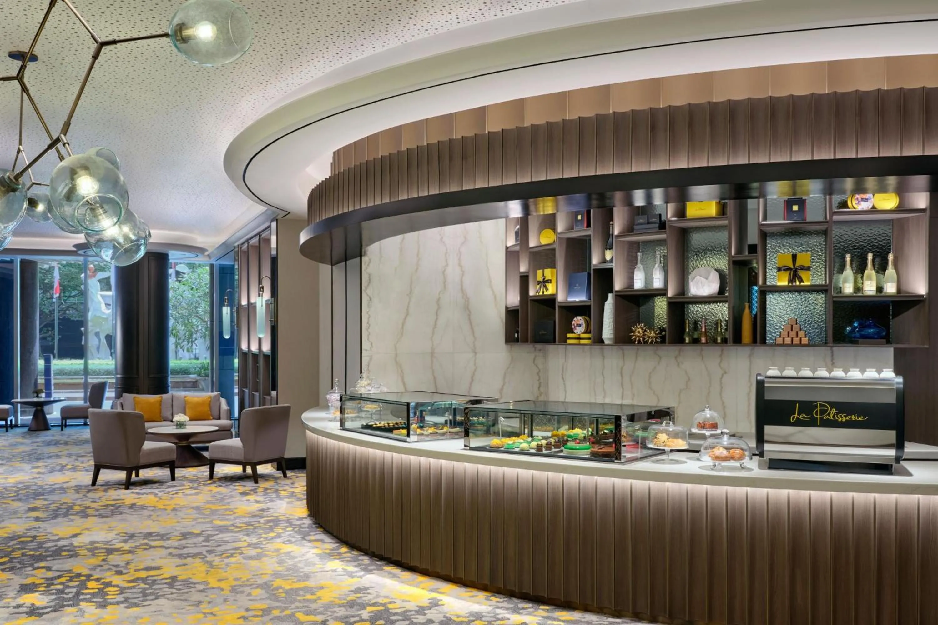 Lounge or bar in Sheraton Surabaya Hotel & Towers