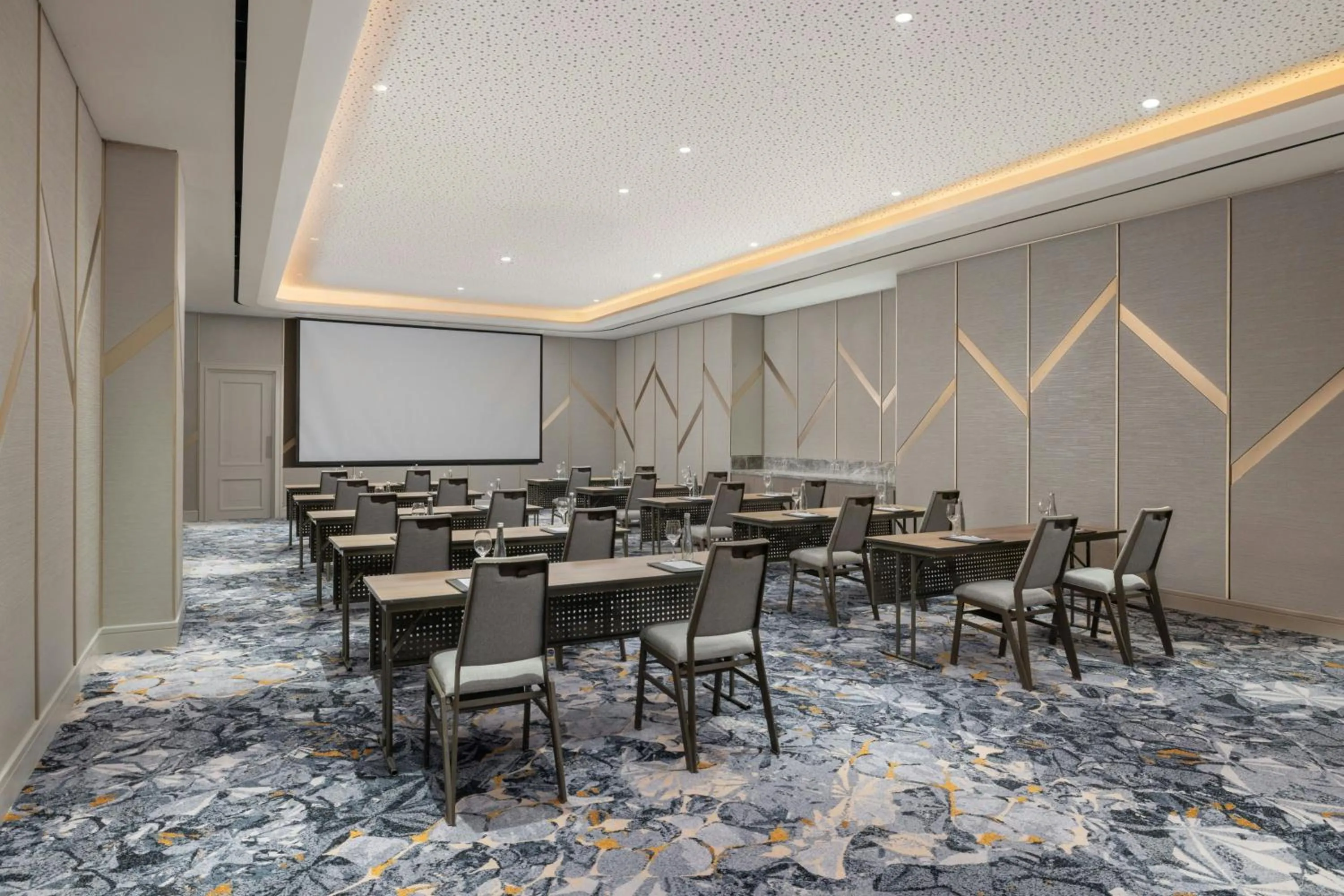 Meeting/conference room in Sheraton Surabaya Hotel & Towers