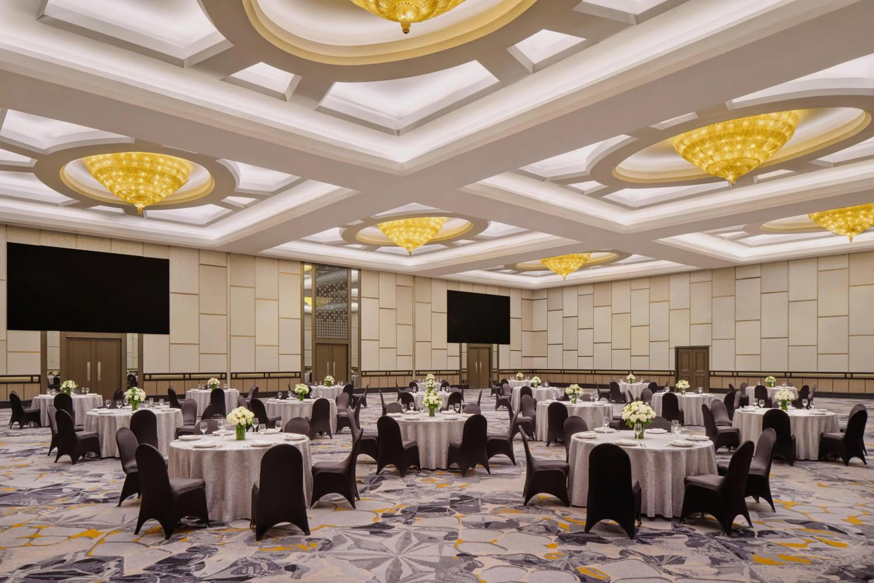 Meeting/conference room in Sheraton Surabaya Hotel & Towers