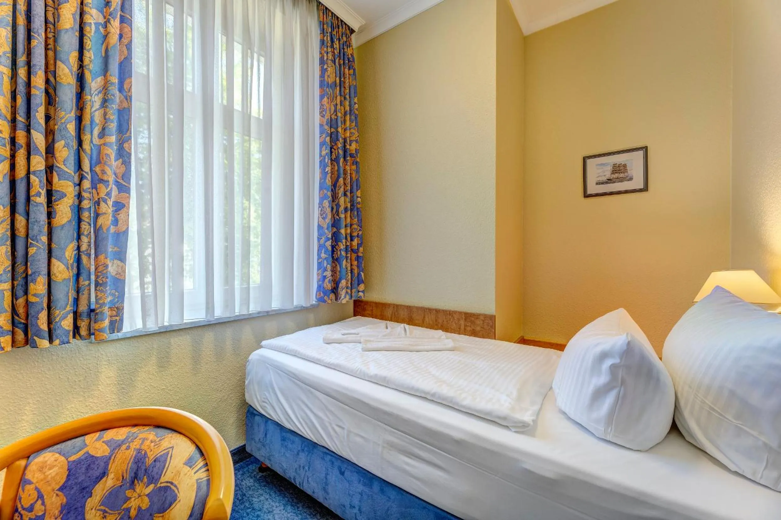 Bed in Haus Seeblick Hotel Garni & Ferienwohnungen