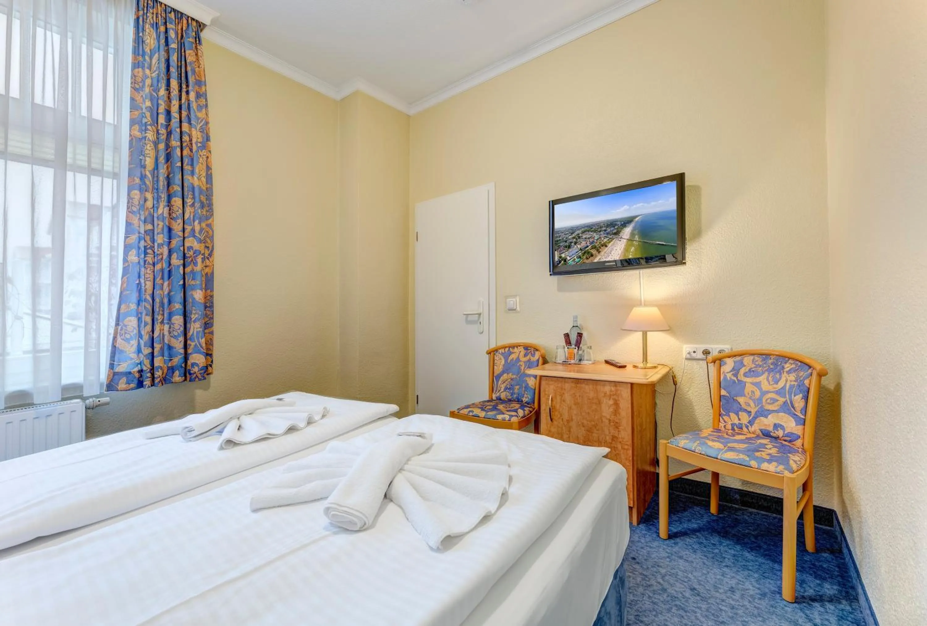 Bed in Haus Seeblick Hotel Garni & Ferienwohnungen