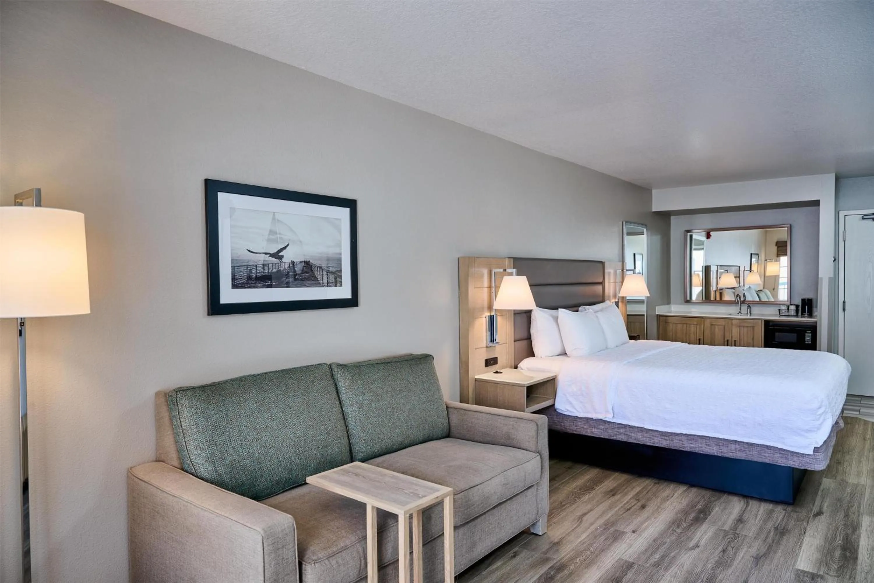 Other, Bed in Hampton Inn & Suites Hermosa Beach