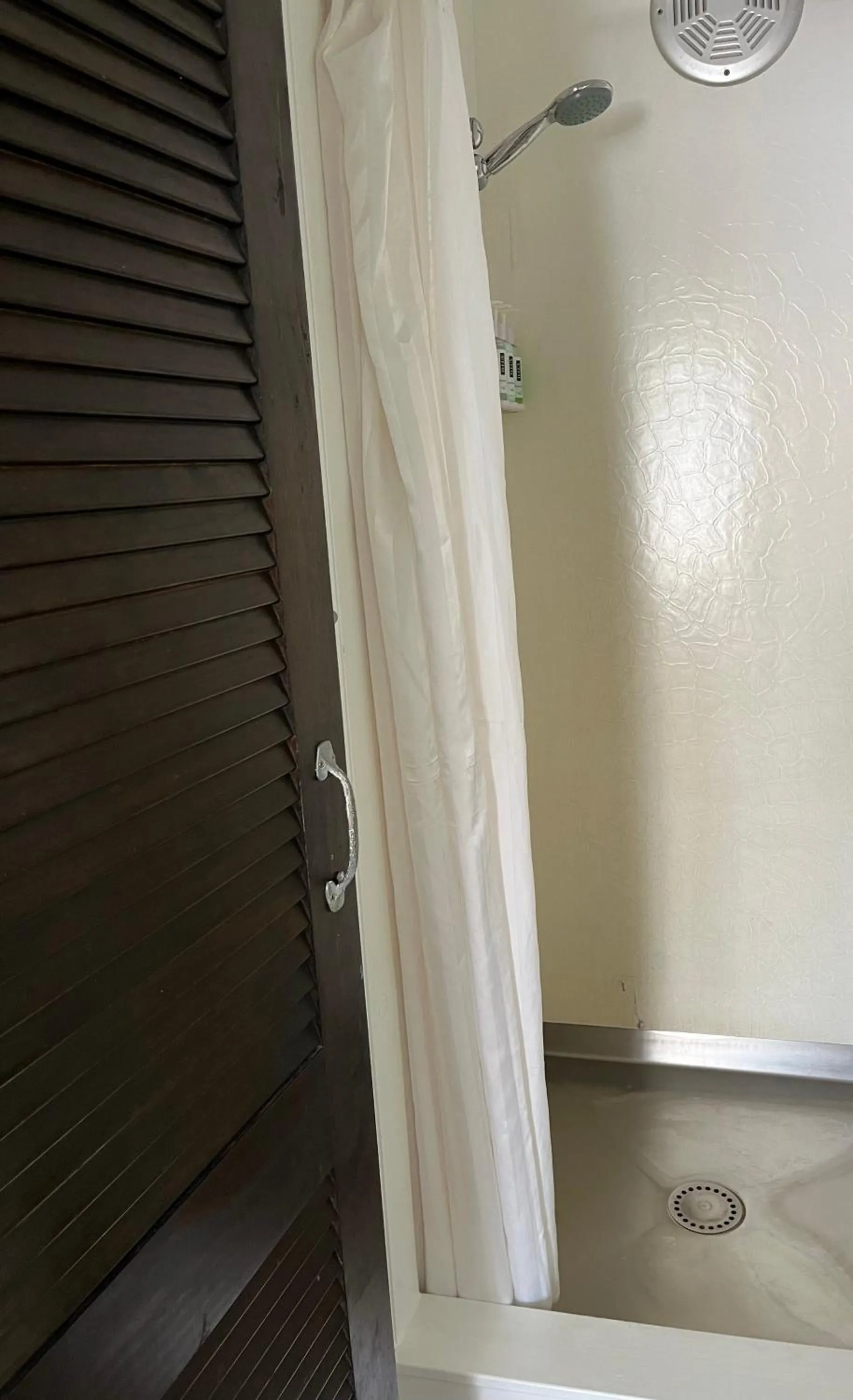 Shower in Rotorua Motel