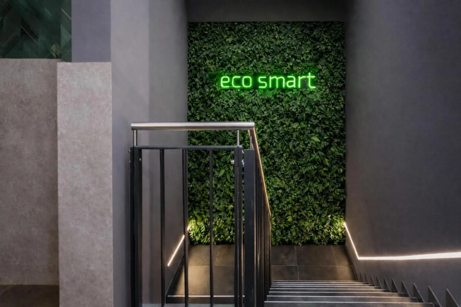 Text overlay in Eco Smart Apartments Erlangen