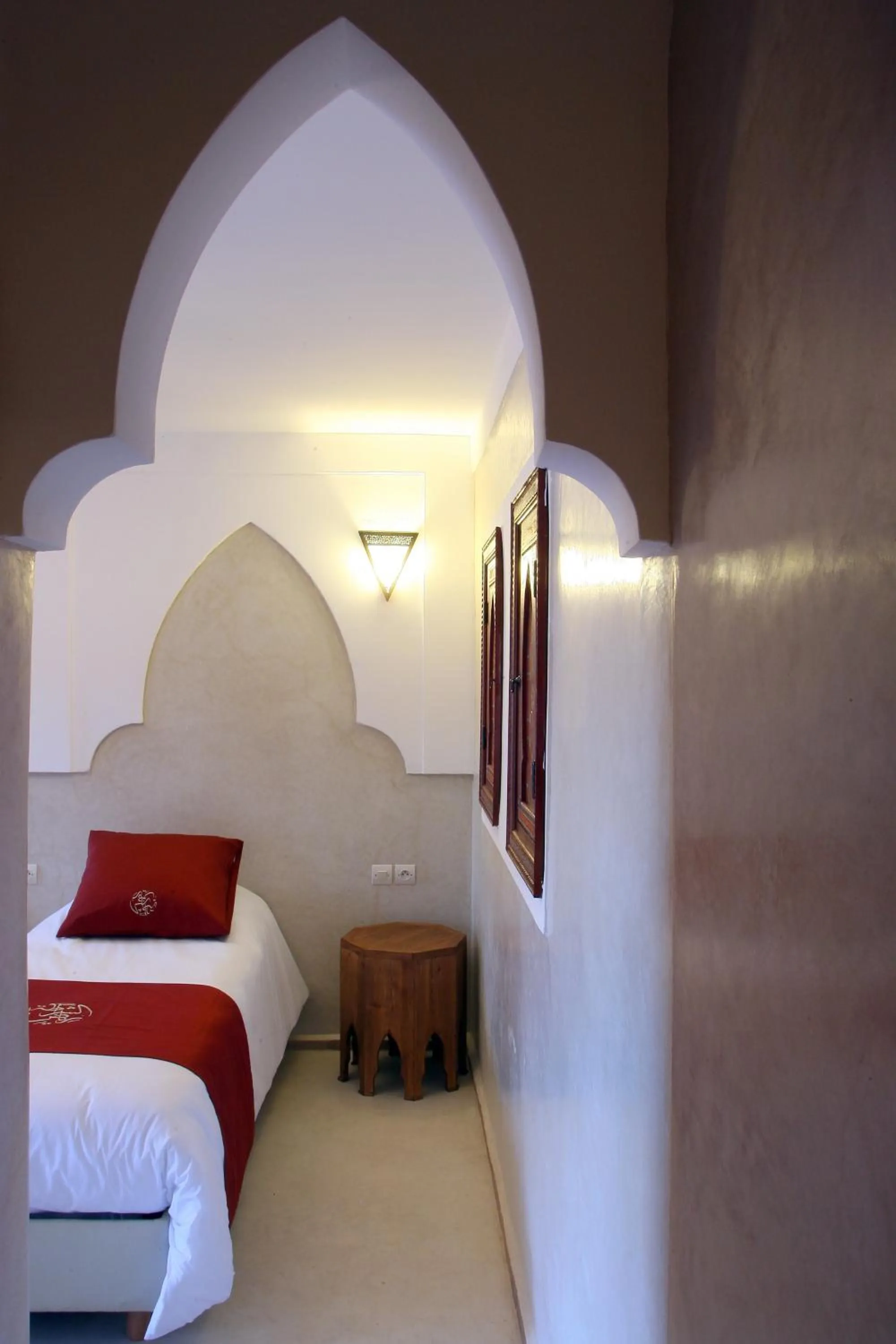 Shower, Bed in Riad CHERRATA