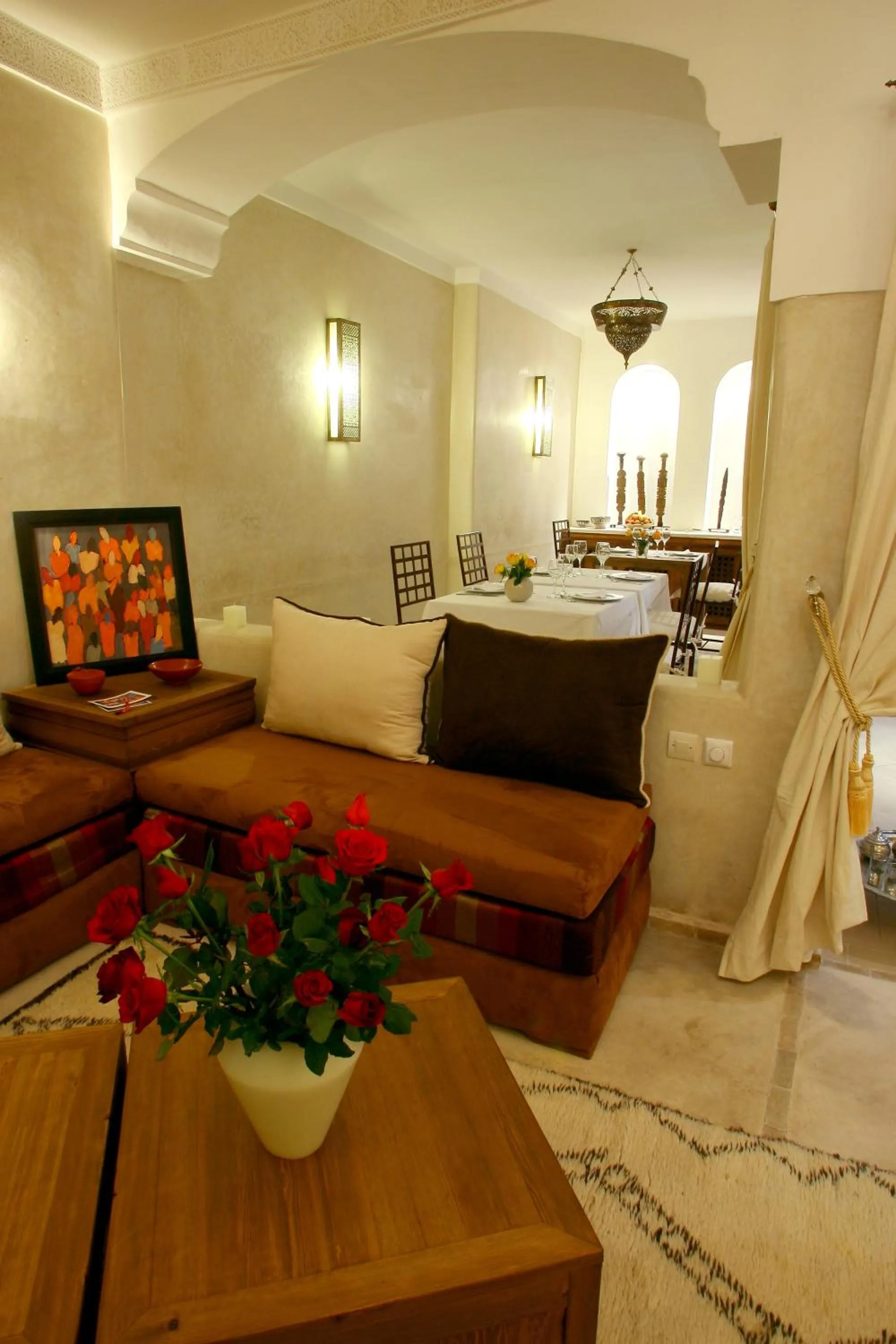 Restaurant/places to eat in Riad CHERRATA
