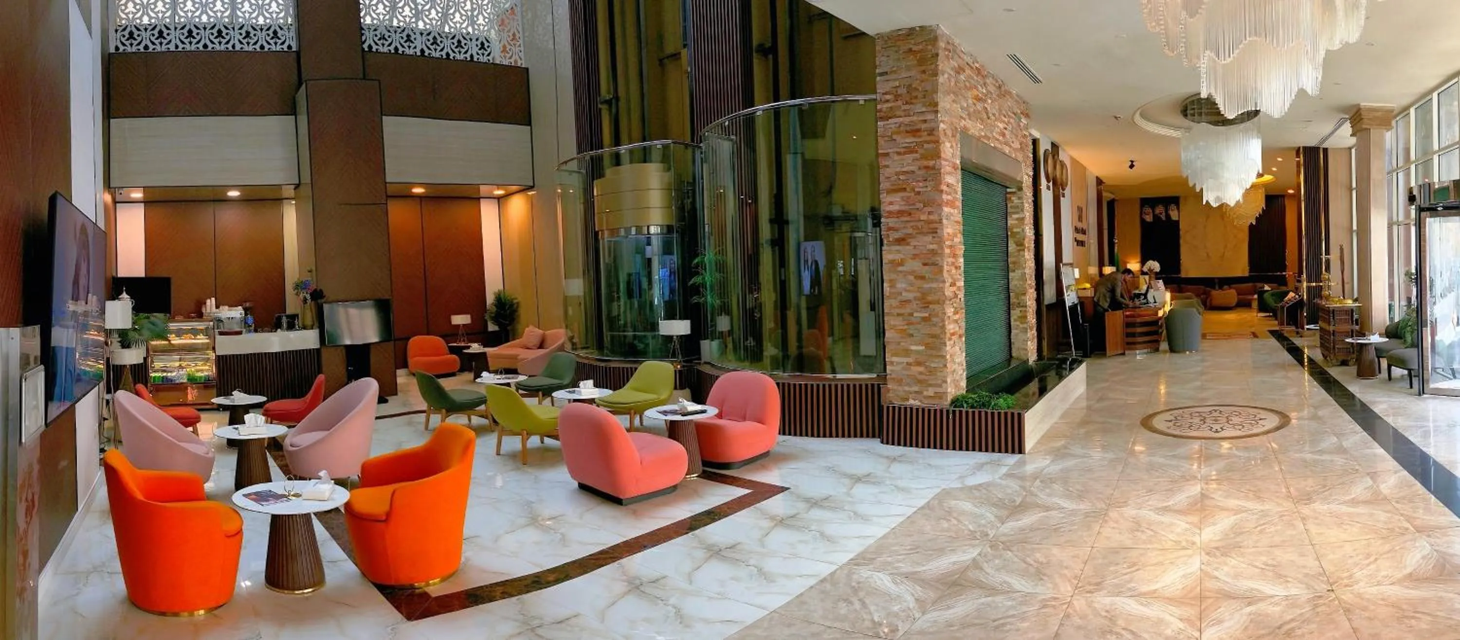 Lobby or reception in Warwick Al Dabab Riyadh - Nuzul Al Dabab