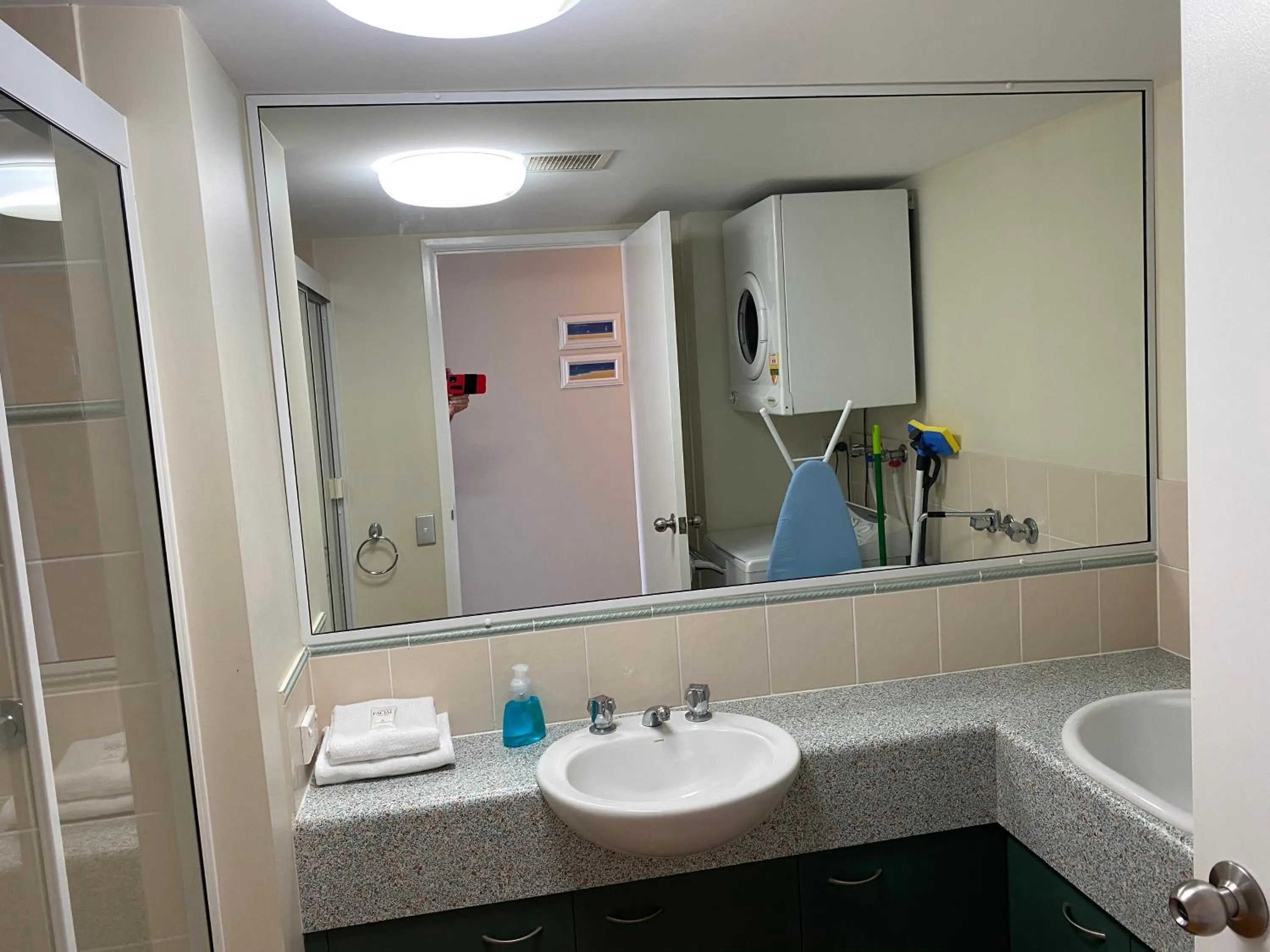 Bathroom in Kings Bay Apartments