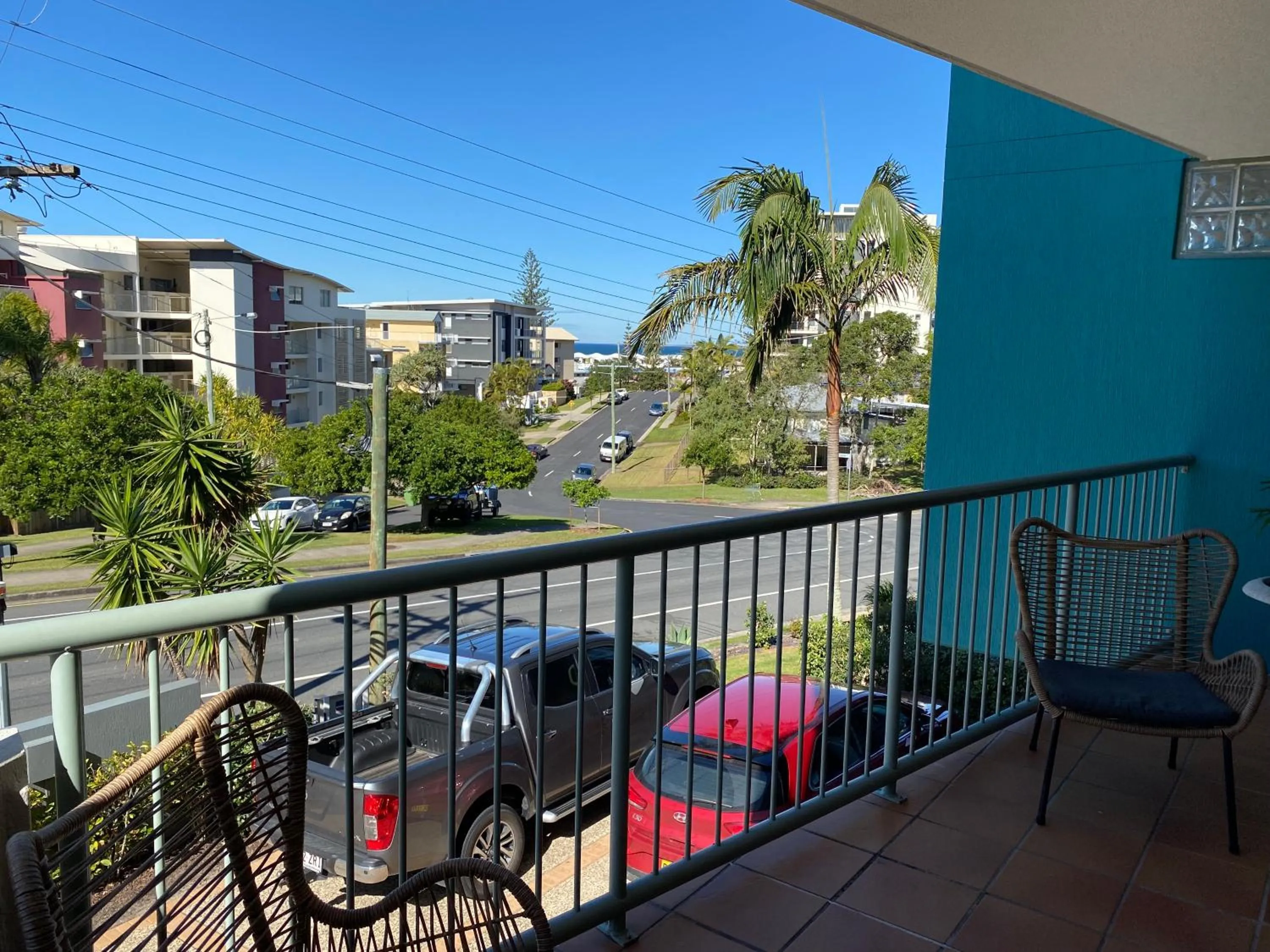 Balcony/Terrace in Kings Bay Apartments