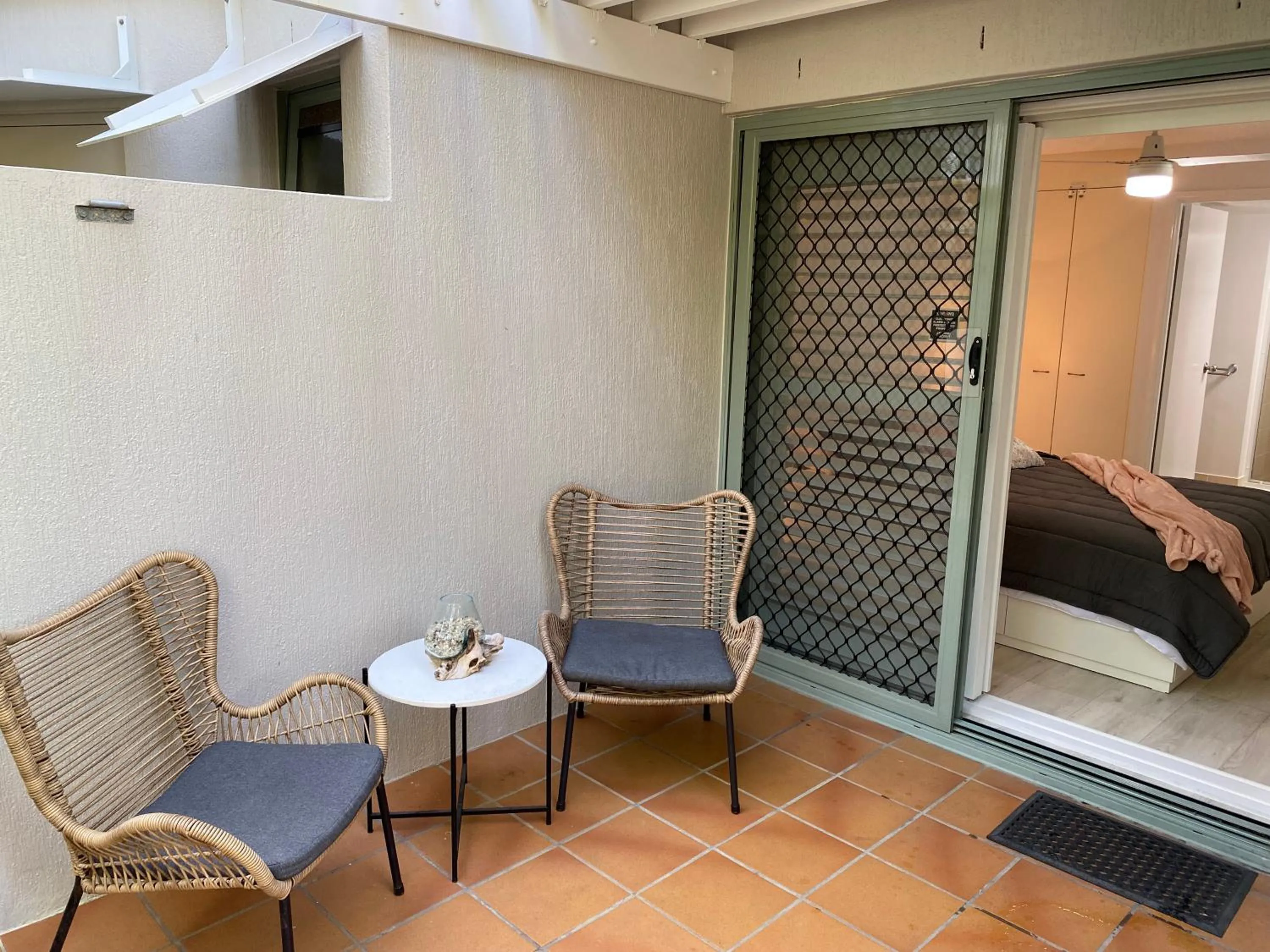 Patio, Bed in Kings Bay Apartments