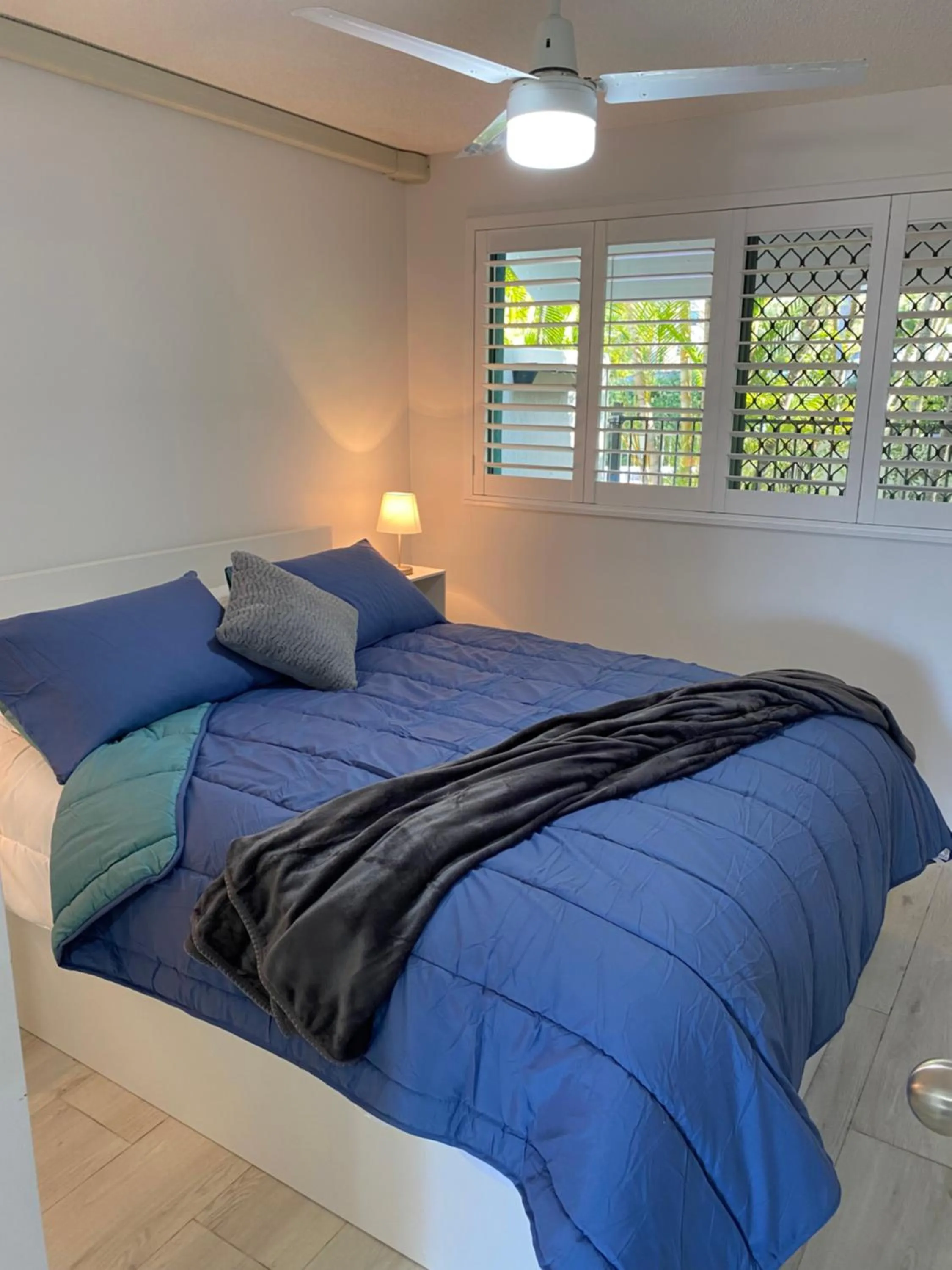 Bedroom, Bed in Kings Bay Apartments