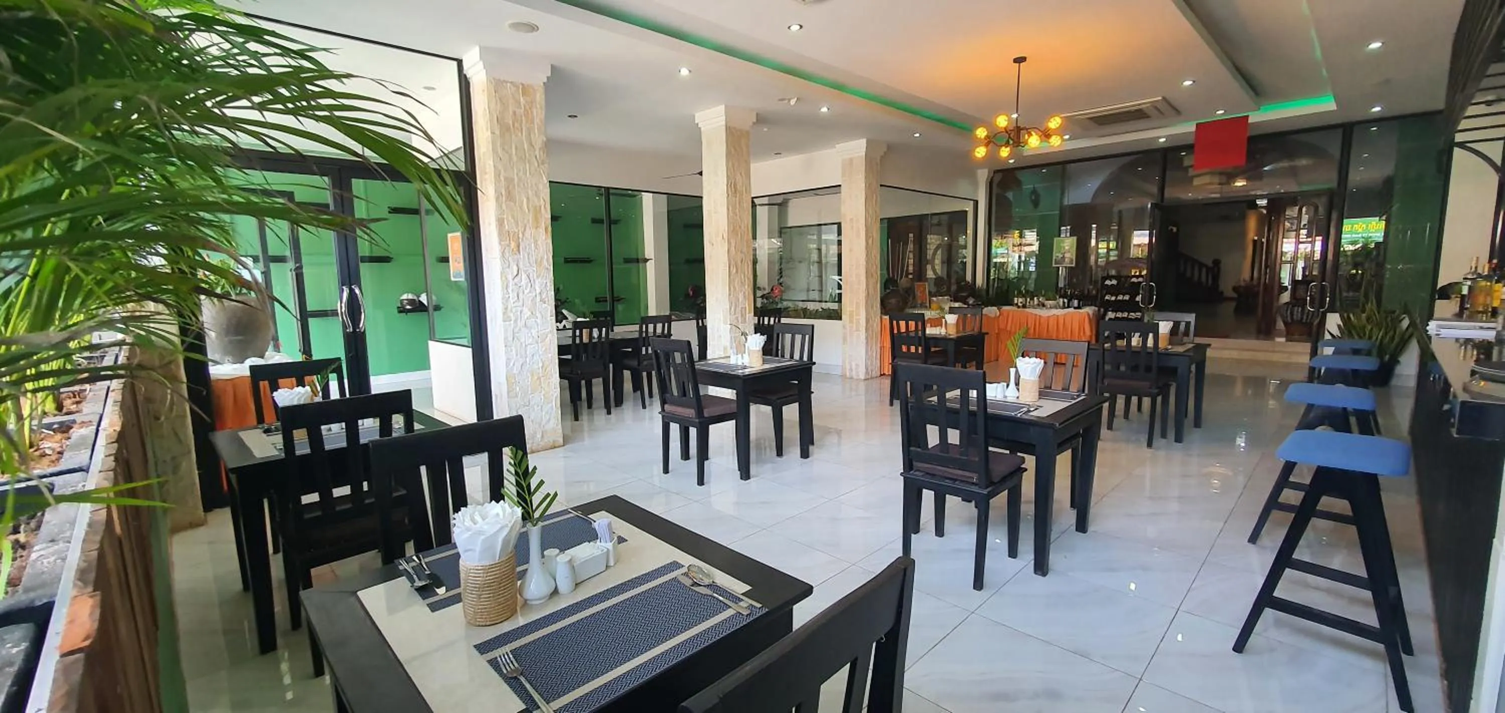 Restaurant/places to eat in Siem Reap Urban Boutique Hotel