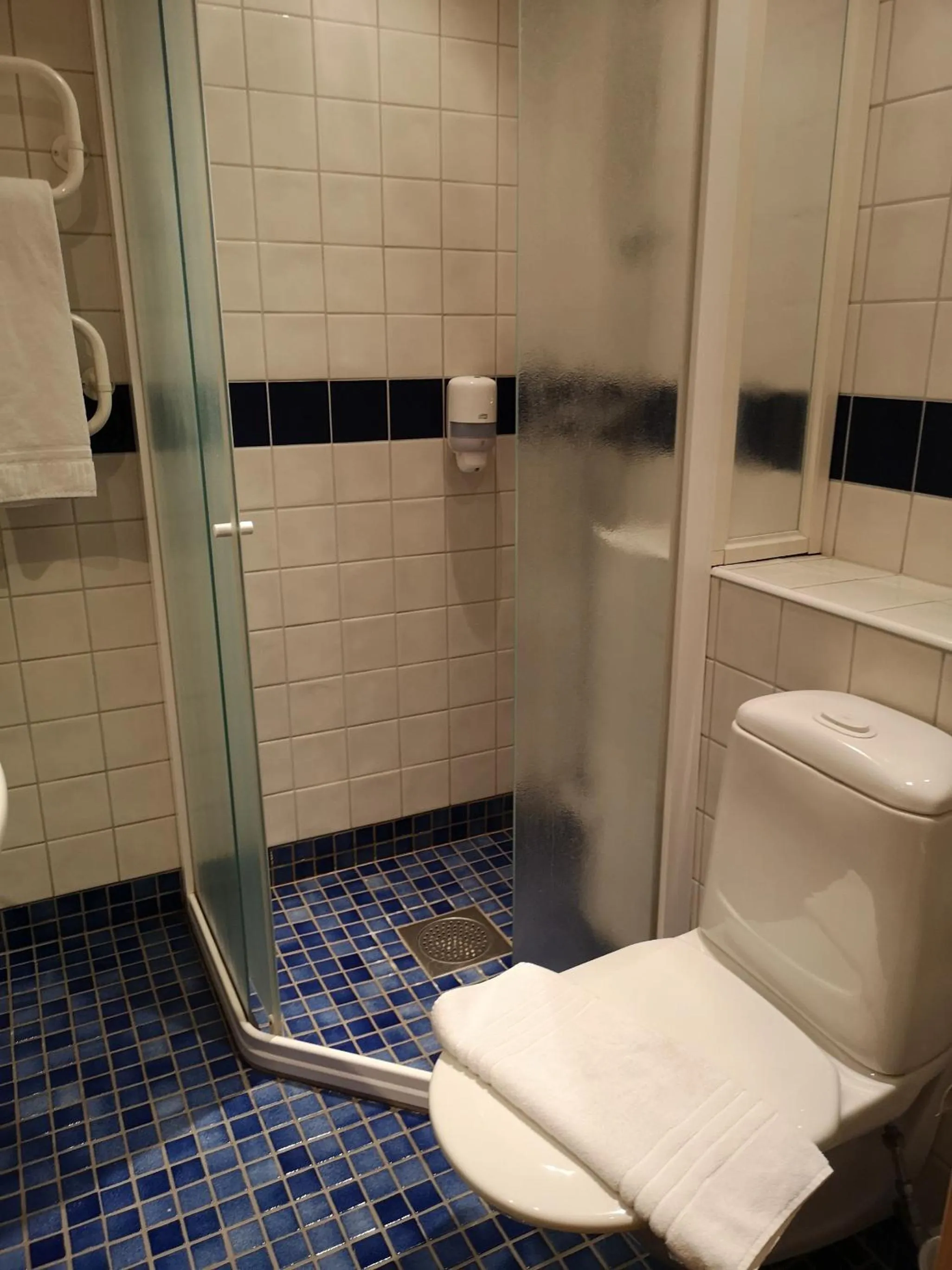 Shower in Hotell Åsen