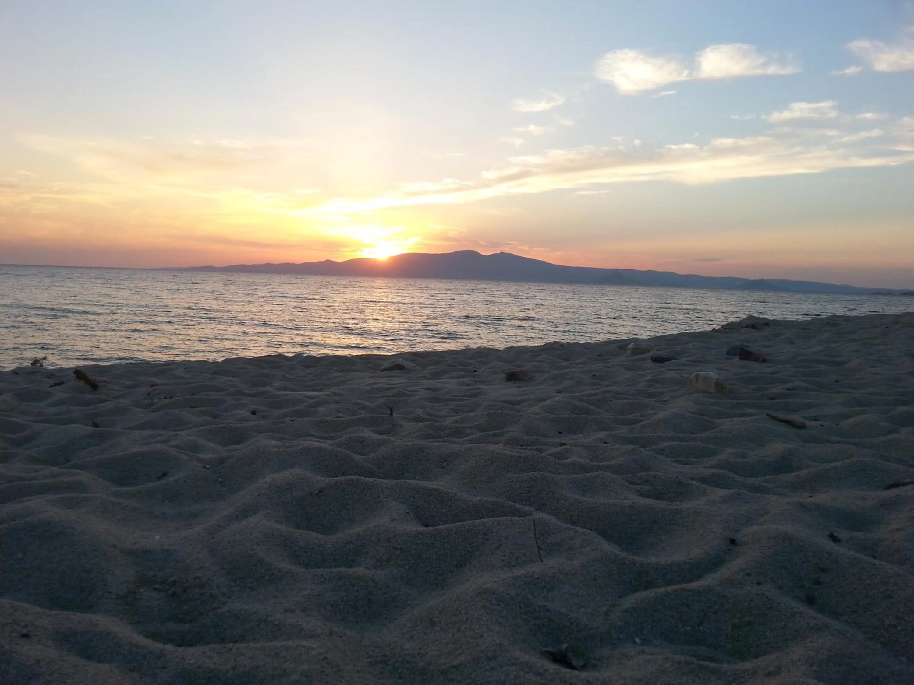 Beach in Dolphin Kastraki Studios