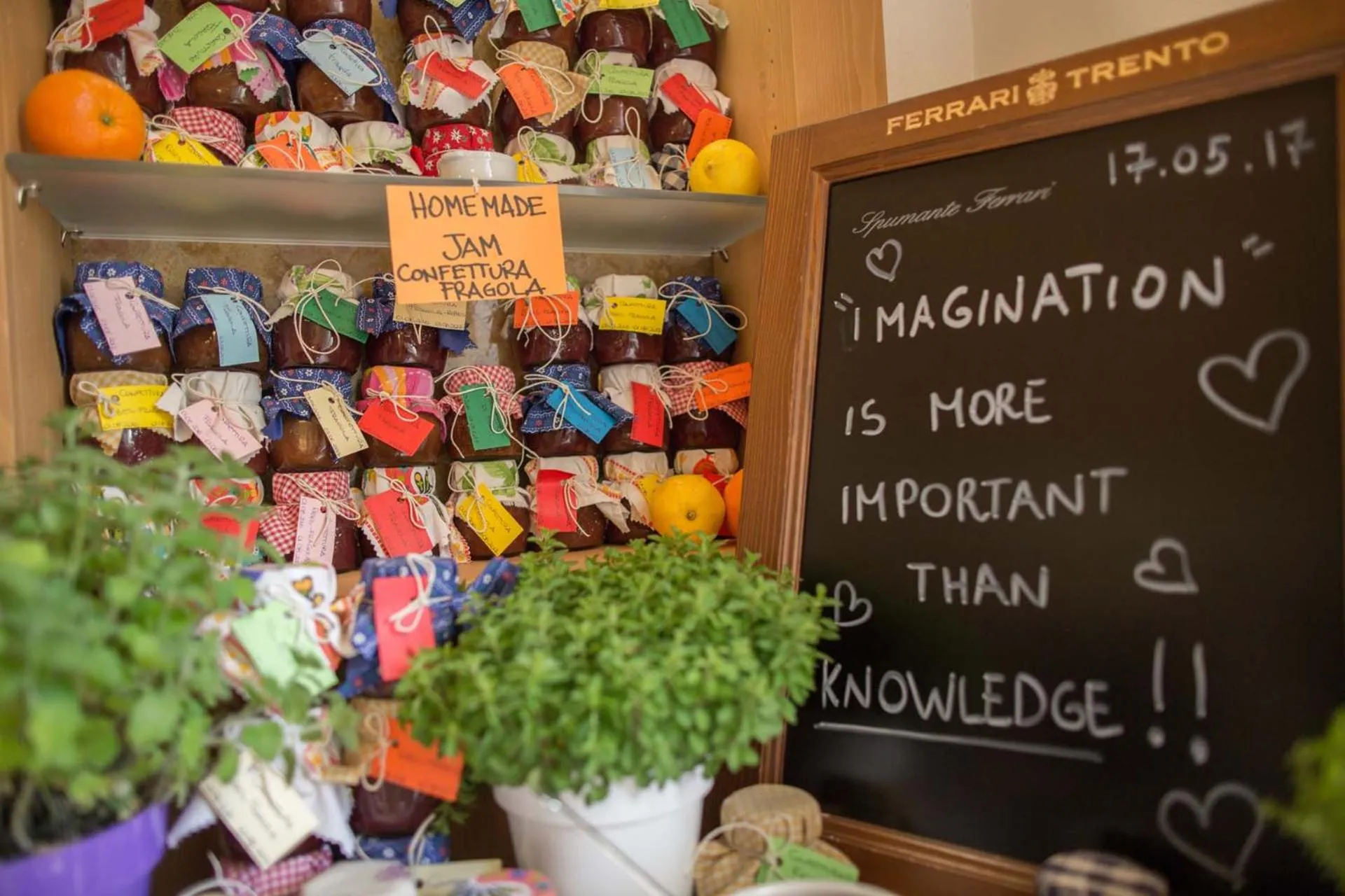 Breakfast in Residence Hotel Miralago