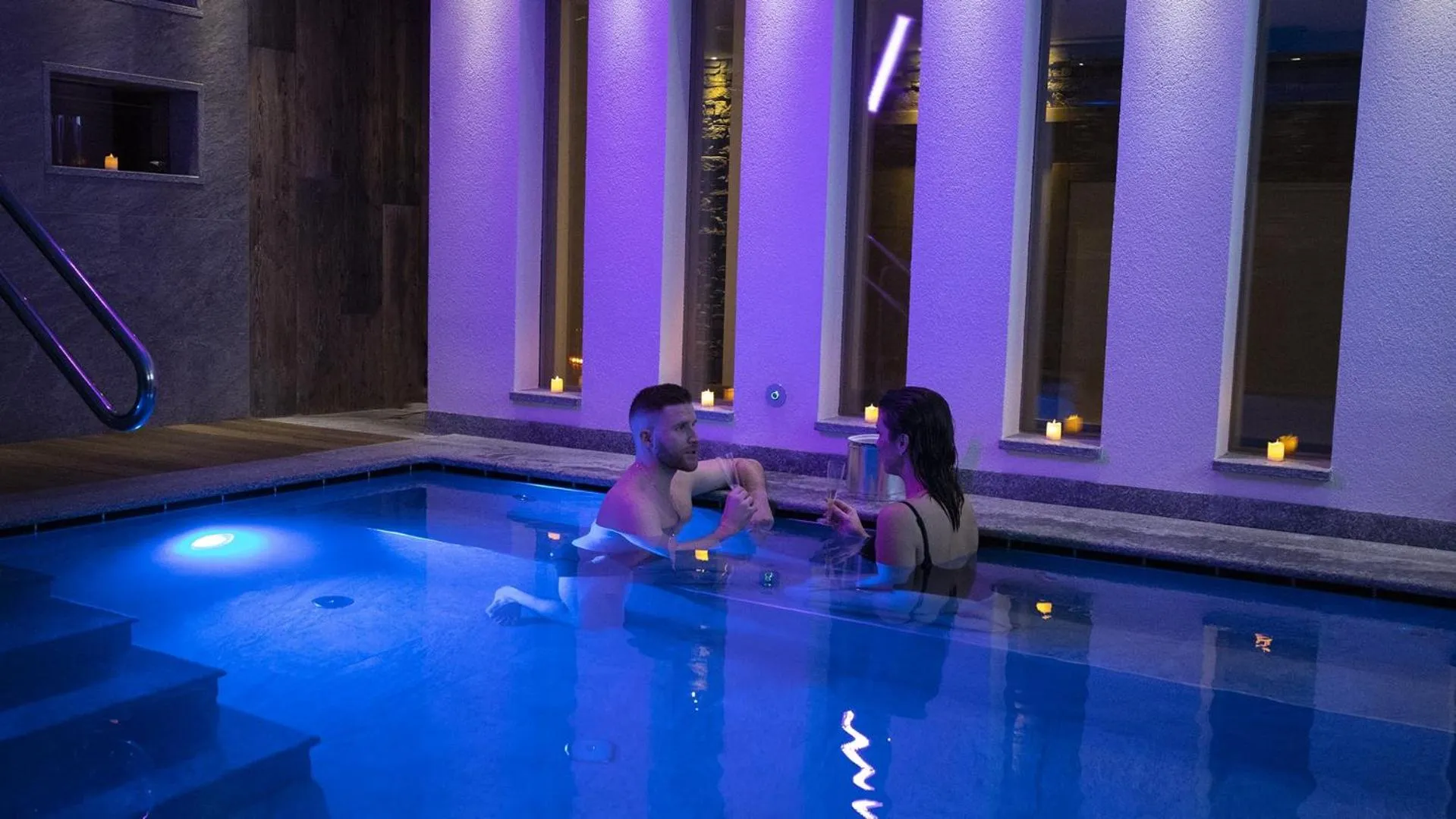 Hot Tub in Residence Hotel Miralago