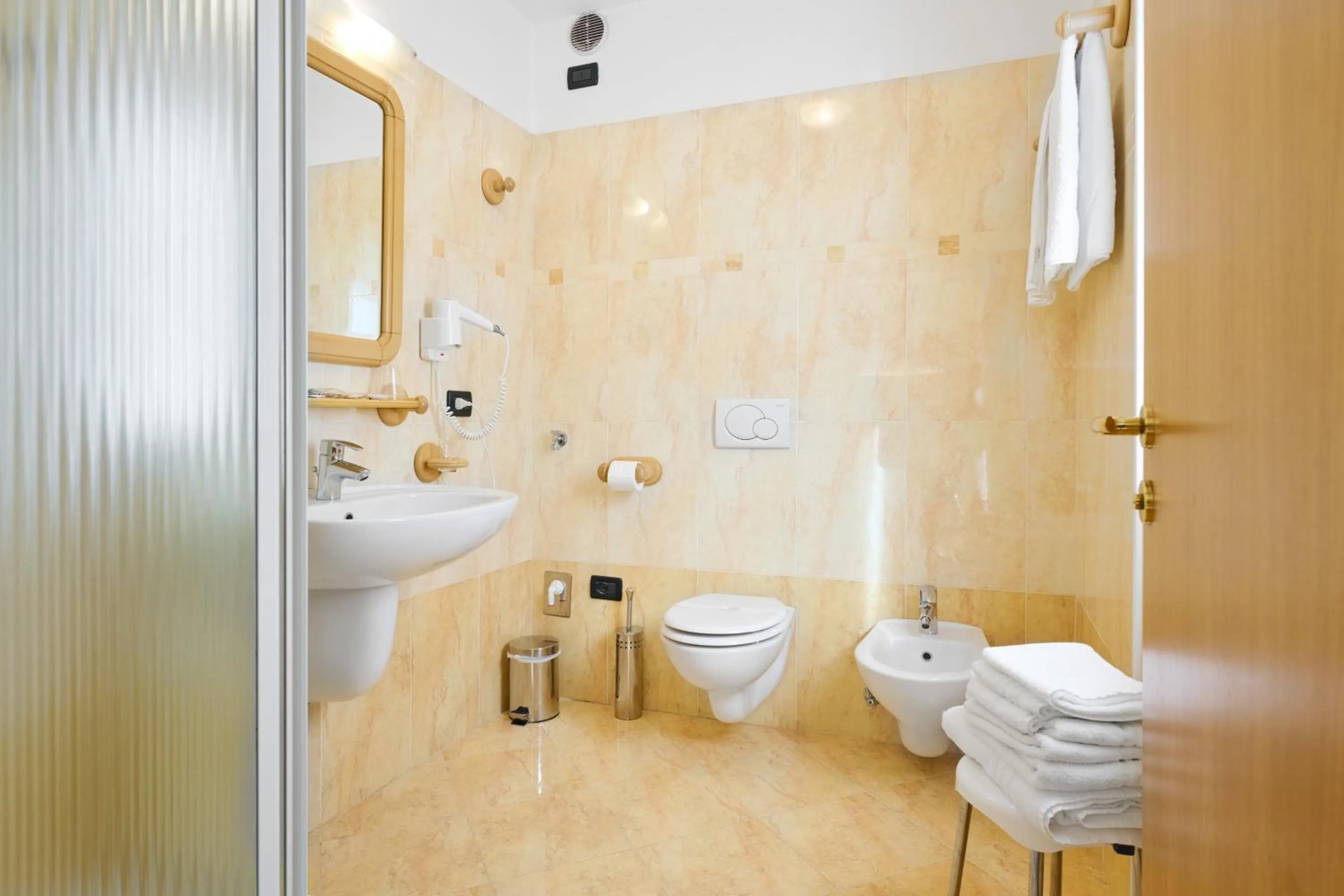 Shower in Residence Hotel Miralago