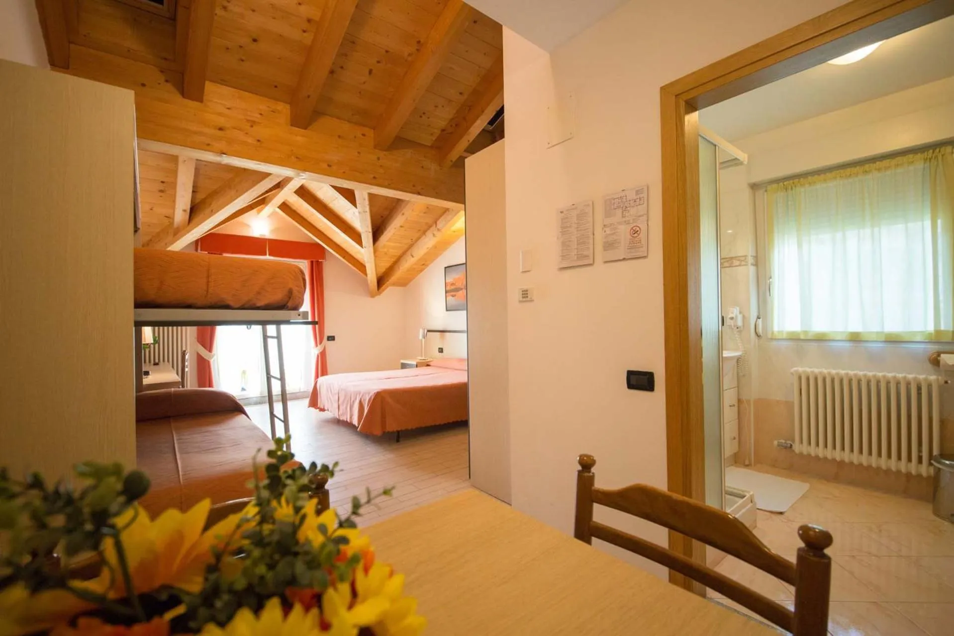 Bed in Residence Hotel Miralago