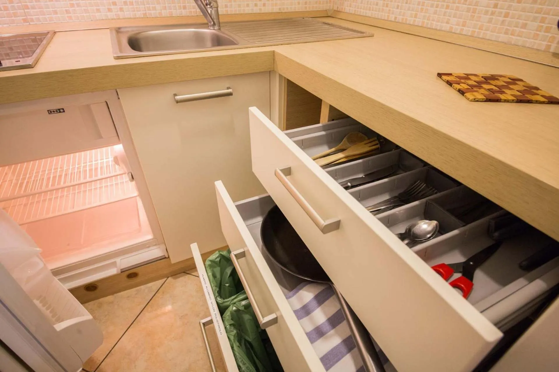 Kitchen or kitchenette in Residence Hotel Miralago