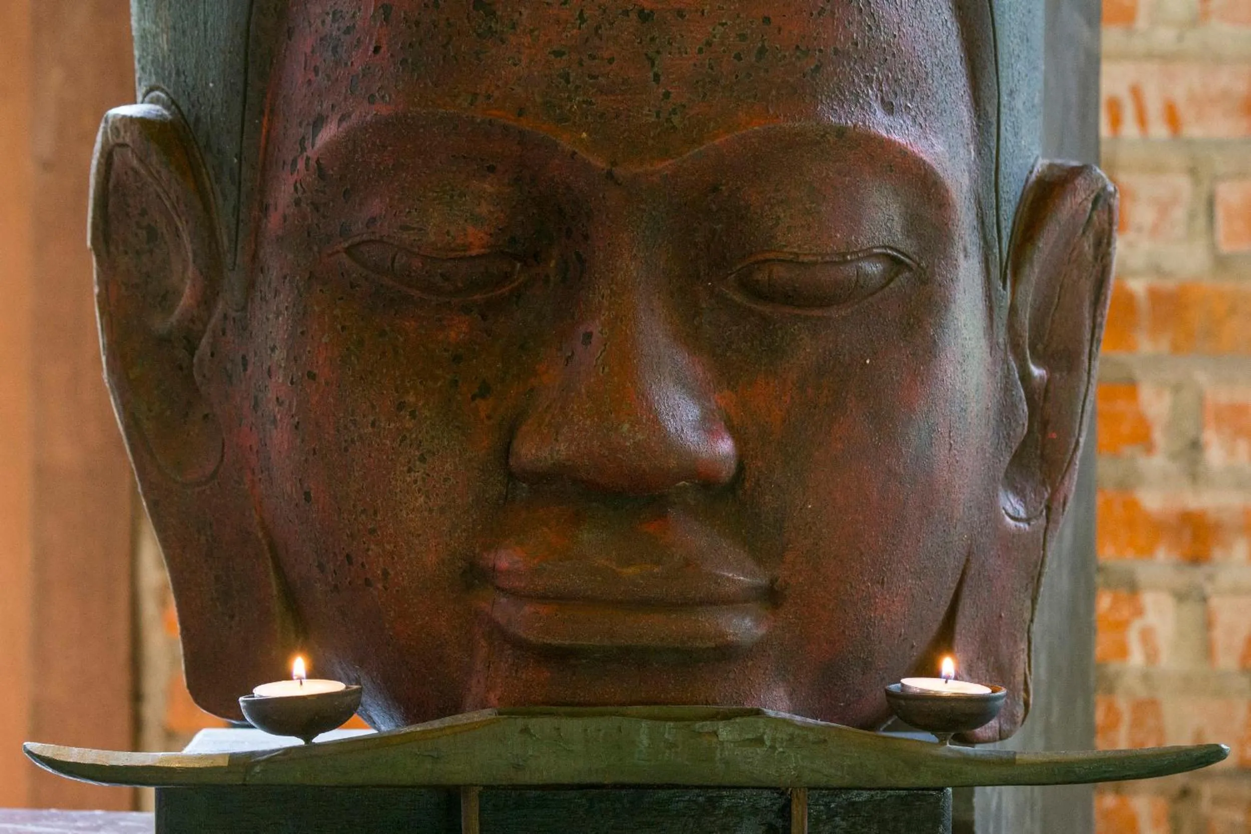 furniture in Maisons Wat Kor