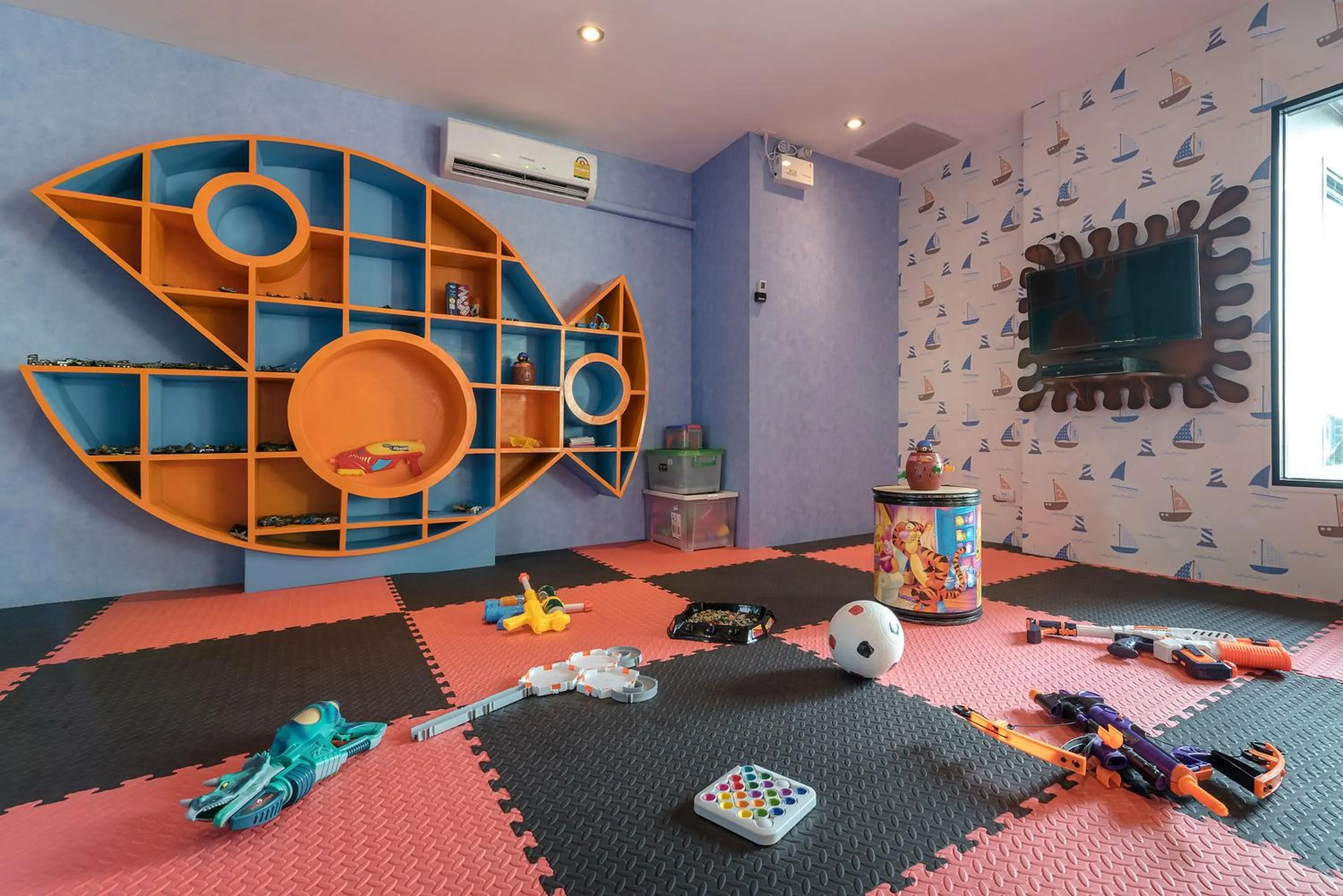 Kids's club in Hin Nam Sai Suay