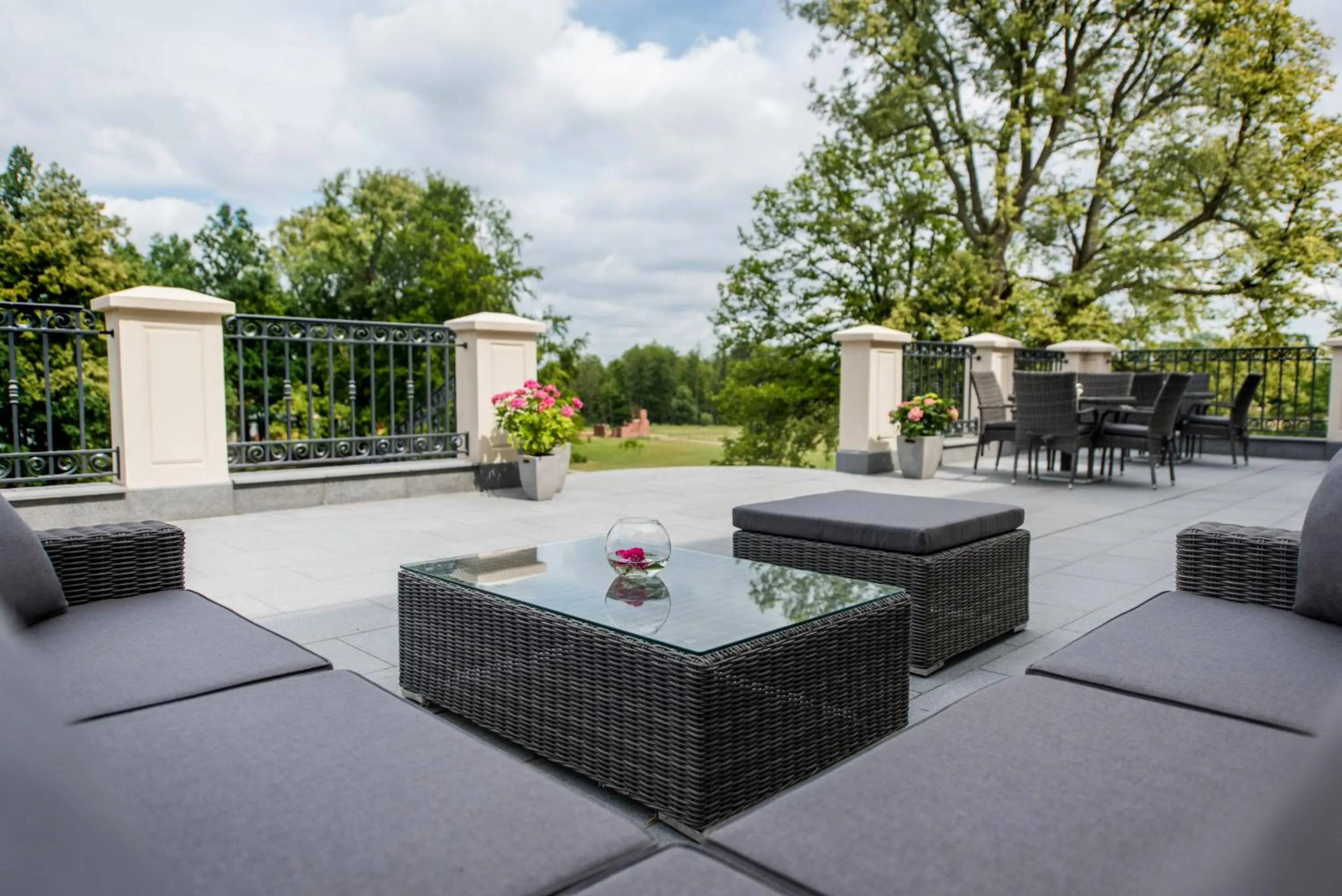 Restaurant/places to eat in Pałac Warlity