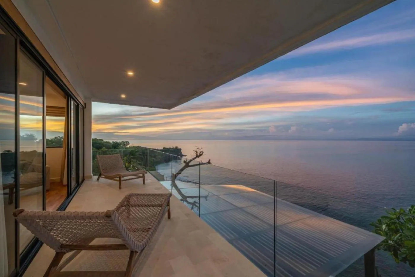 Balcony/Terrace in La Joya Balangan Resort