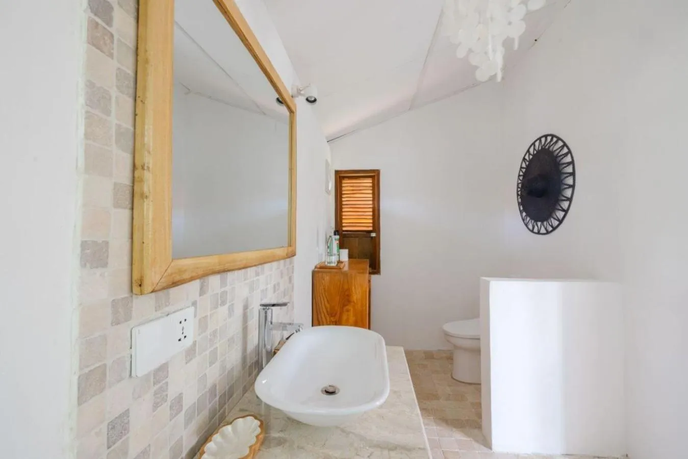 Bathroom in La Joya Balangan Resort