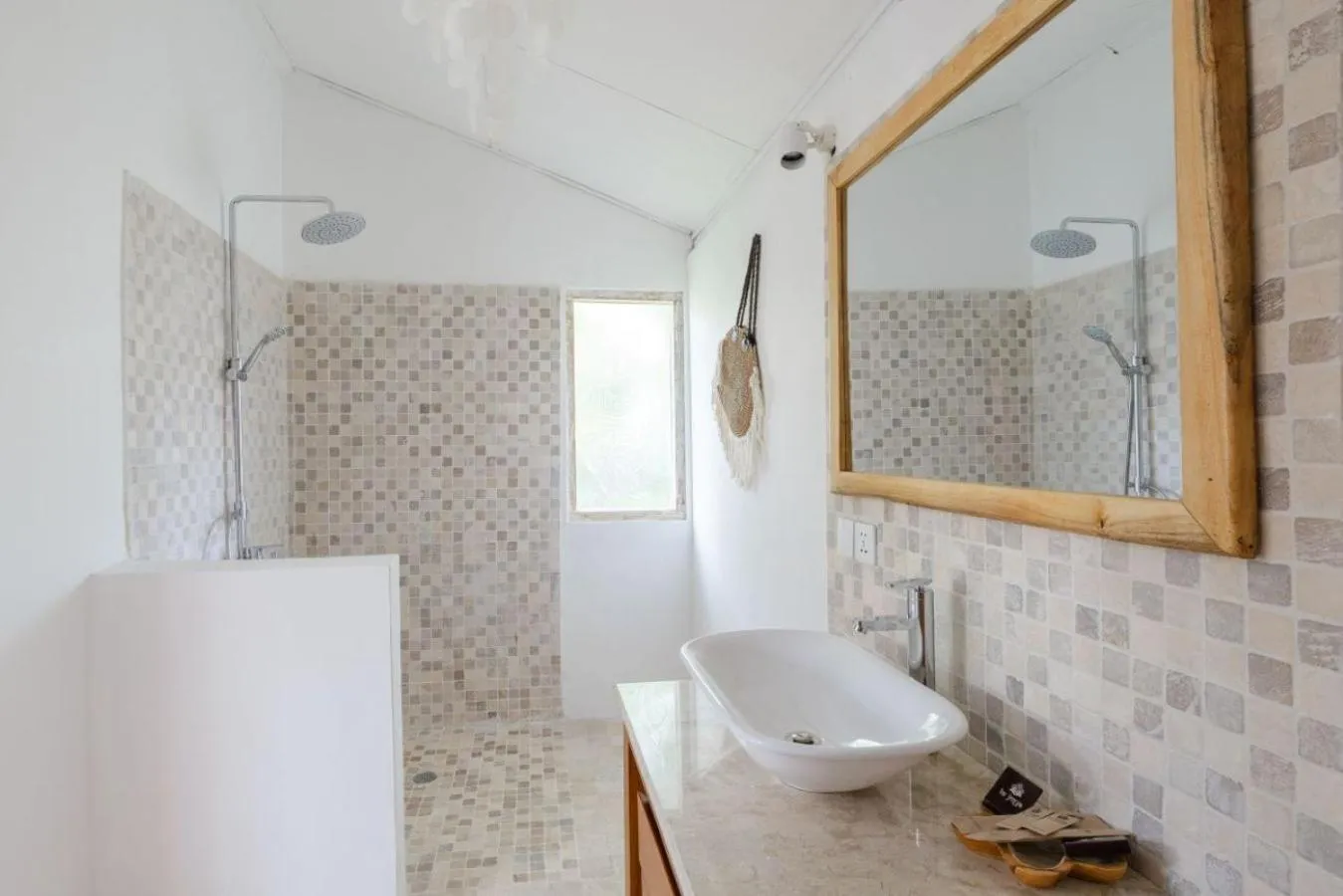 Shower in La Joya Balangan Resort