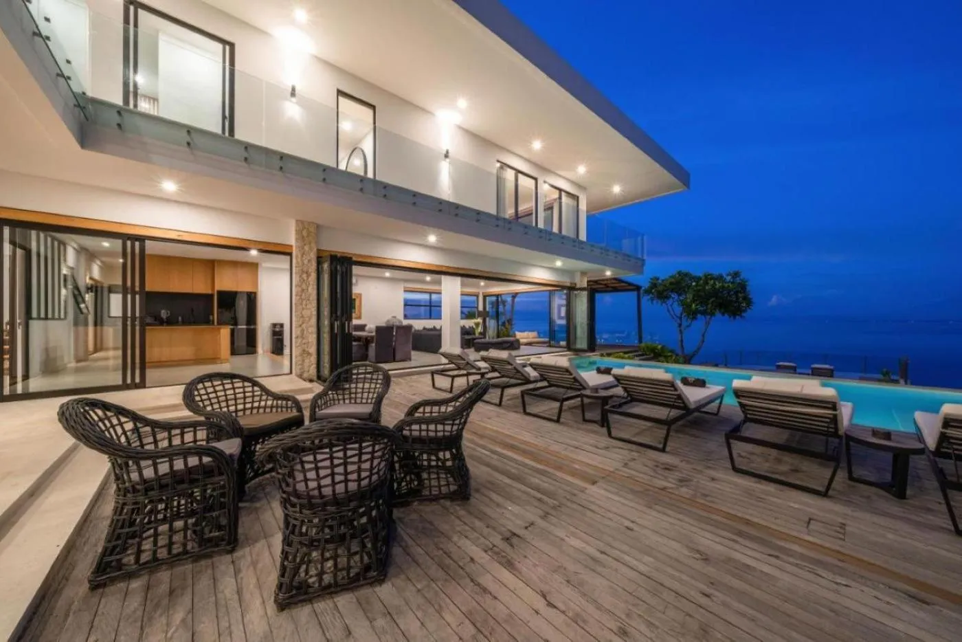 Balcony/Terrace in La Joya Balangan Resort