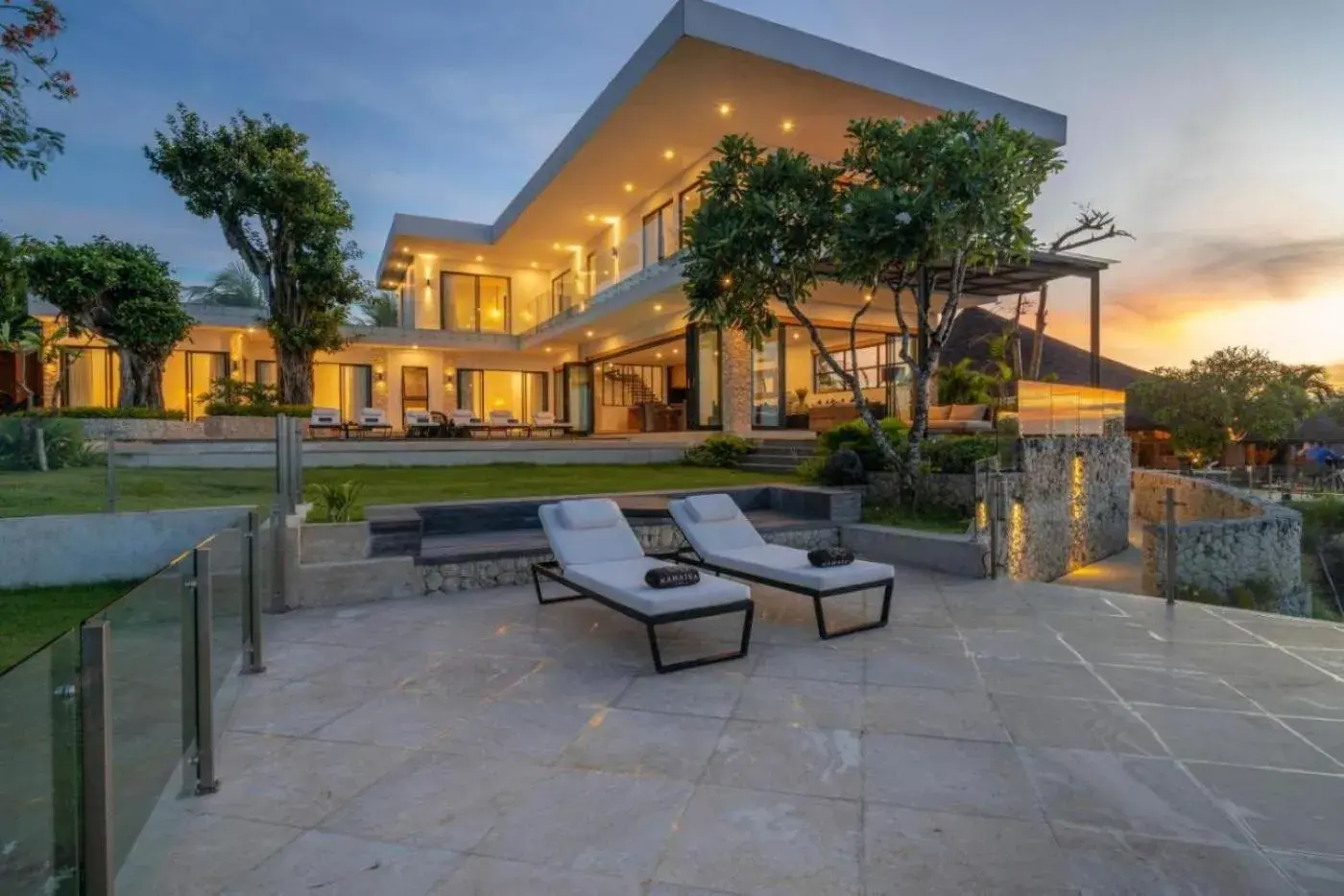 Five-Bedroom Villa with Private Pool and Sea View in La Joya Balangan Resort Five-Bedroom Villa with Private Pool and Sea View in La Joya Balangan Resort