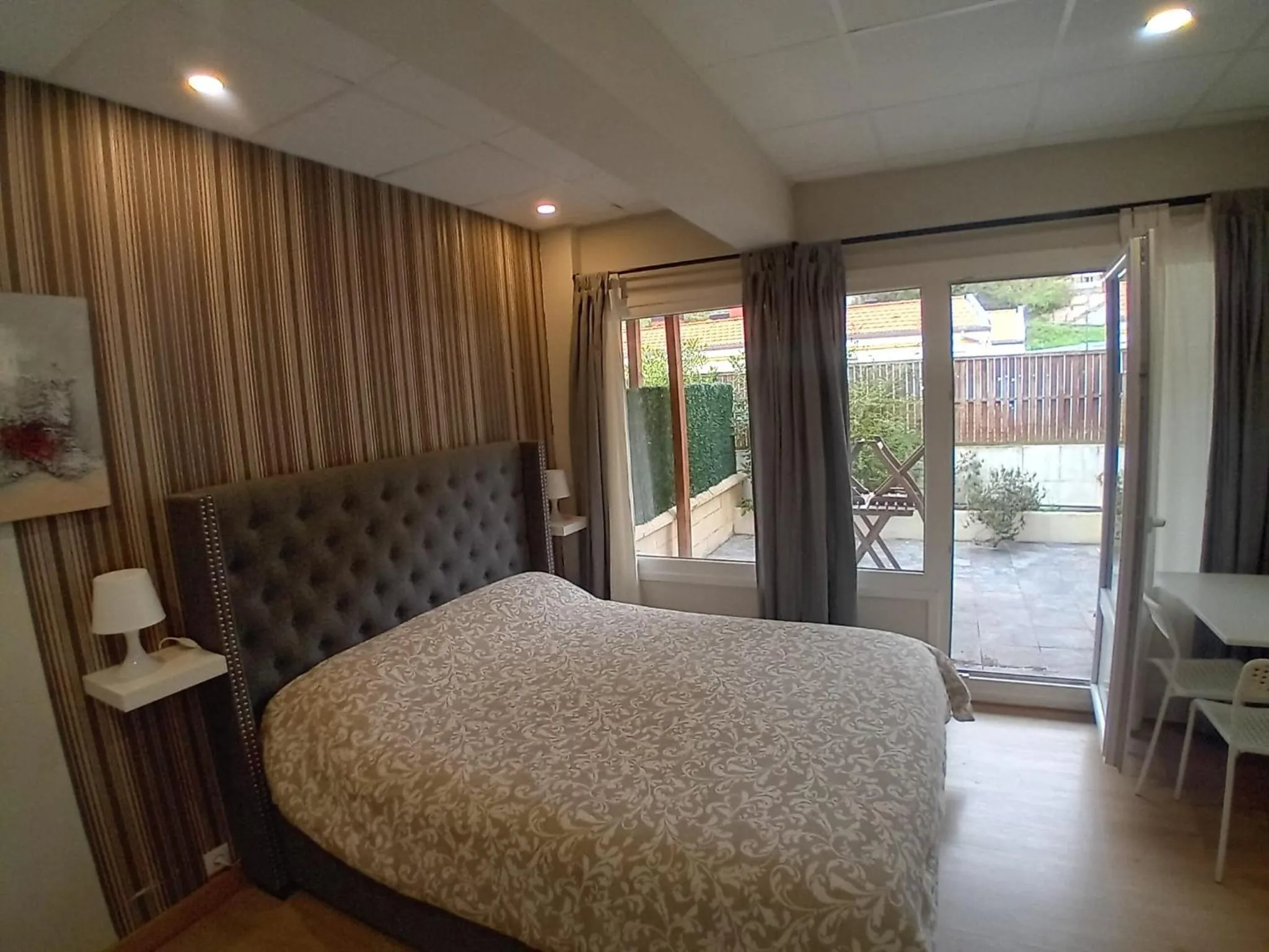 Bed in Estudios Bilbao Deusto